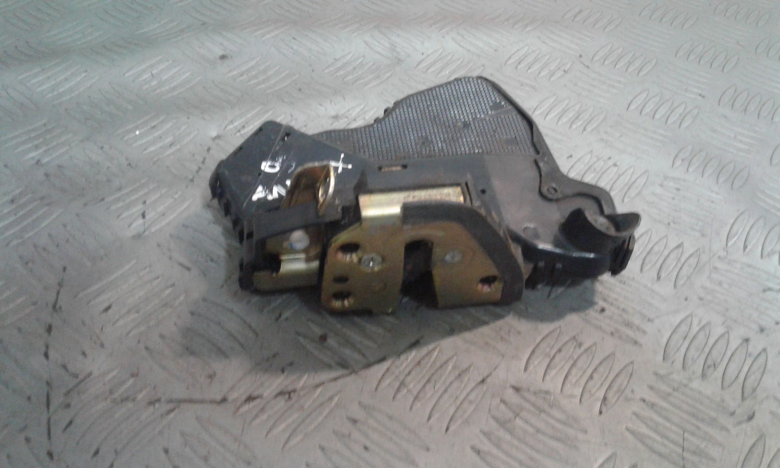 Serratura Anteriore Sinistra TOYOTA Corolla Verso 2 Serie