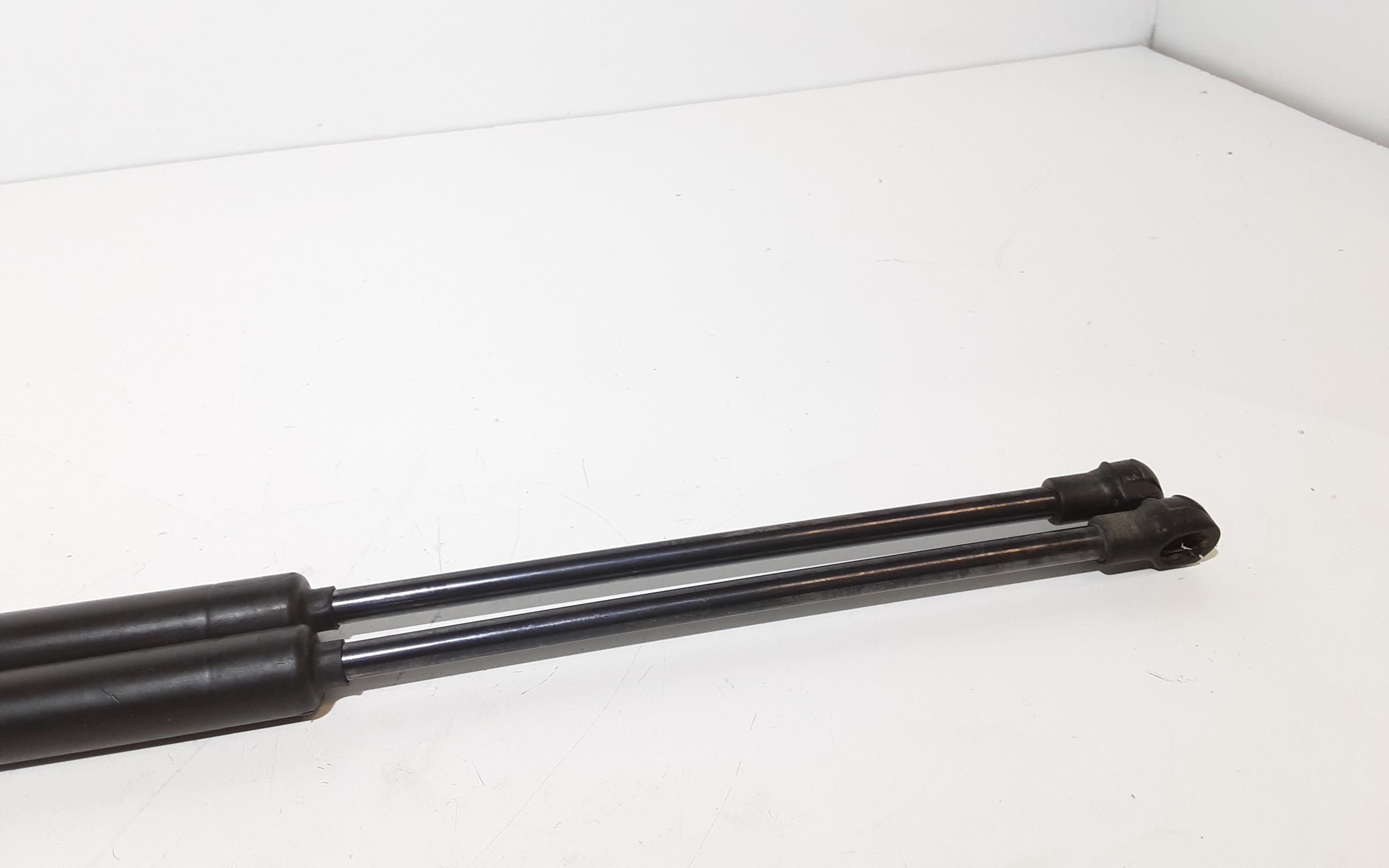 Pistoncini cofano Post. FIAT 500 Serie (07>14)