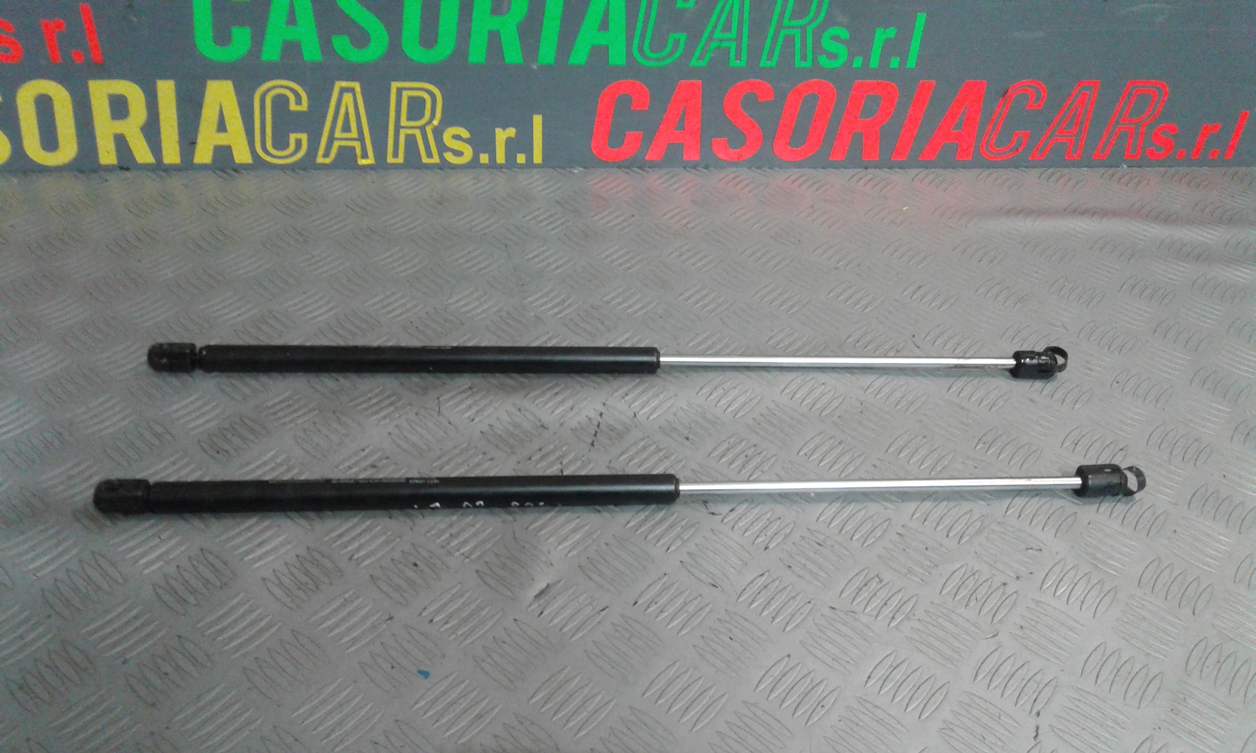 Pistoncini cofano Post. ALFA ROMEO 147 1  Serie