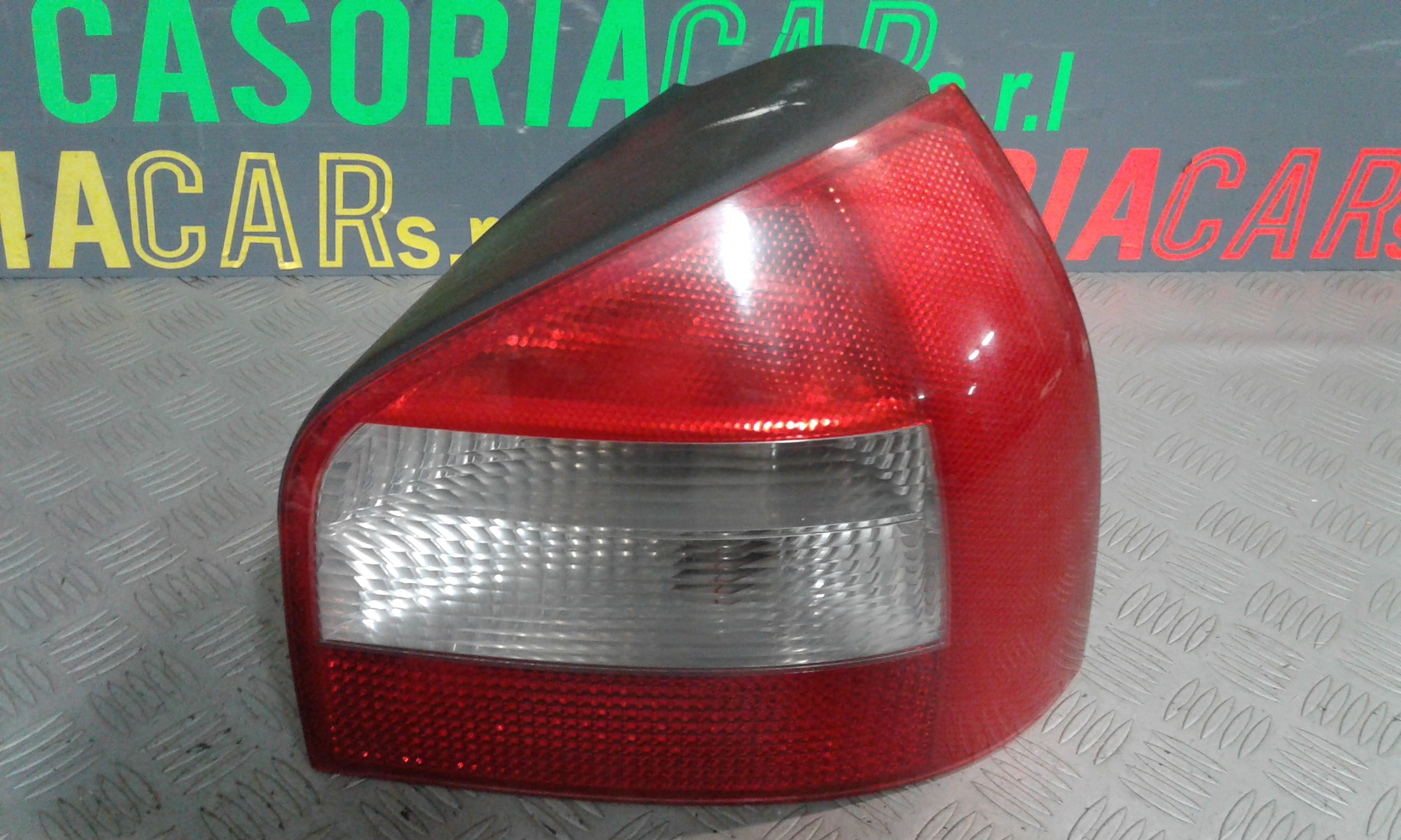 Stop posteriore Destro Passeggero AUDI A3 1 Serie