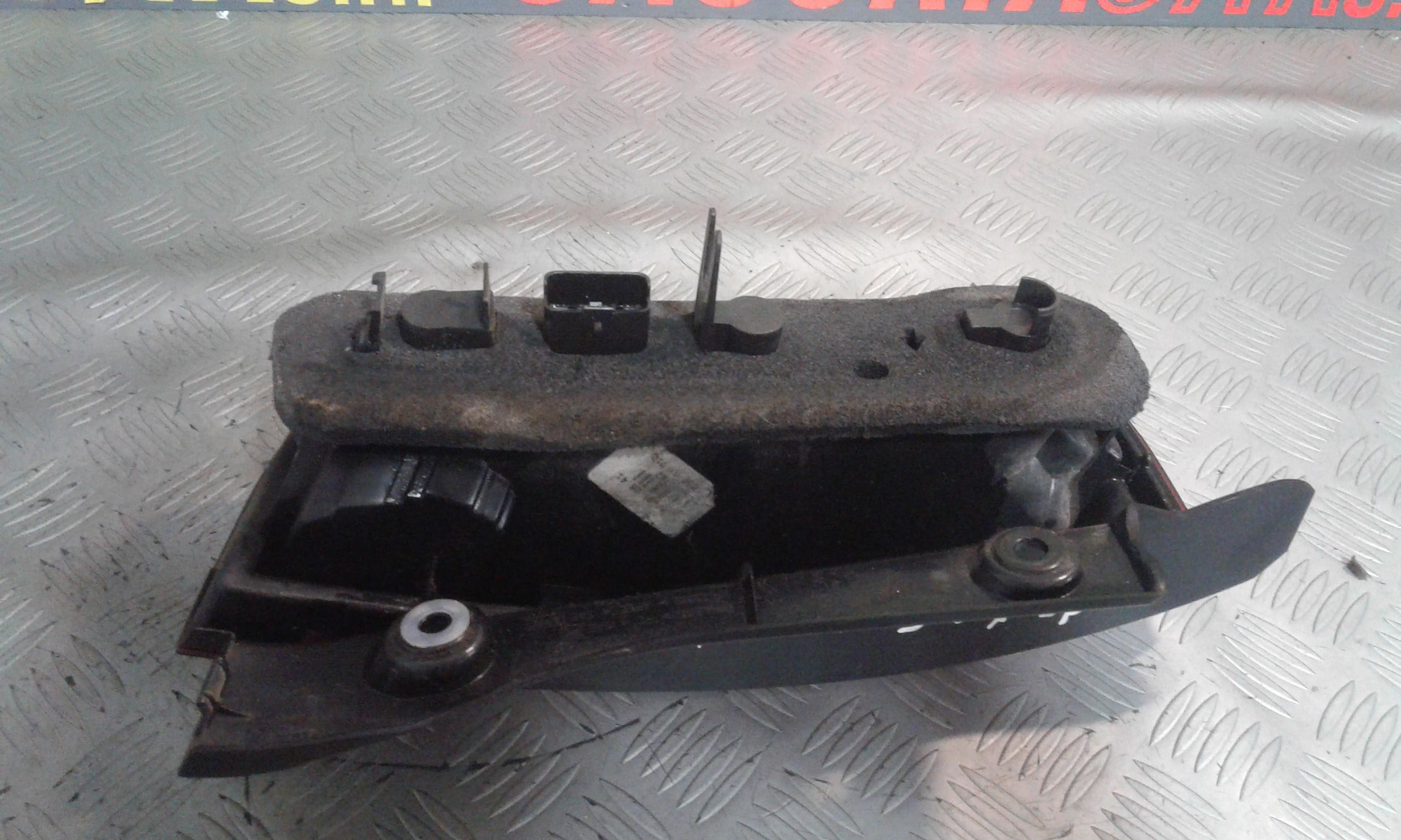 Stop posteriore Destro Passeggero NISSAN Micra 4 Serie