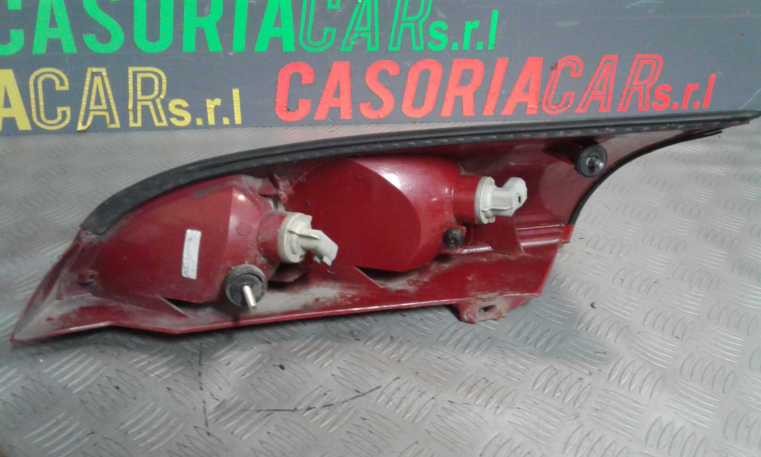 Stop posteriore Destro Passeggero FORD Focus Berlina 2 Serie