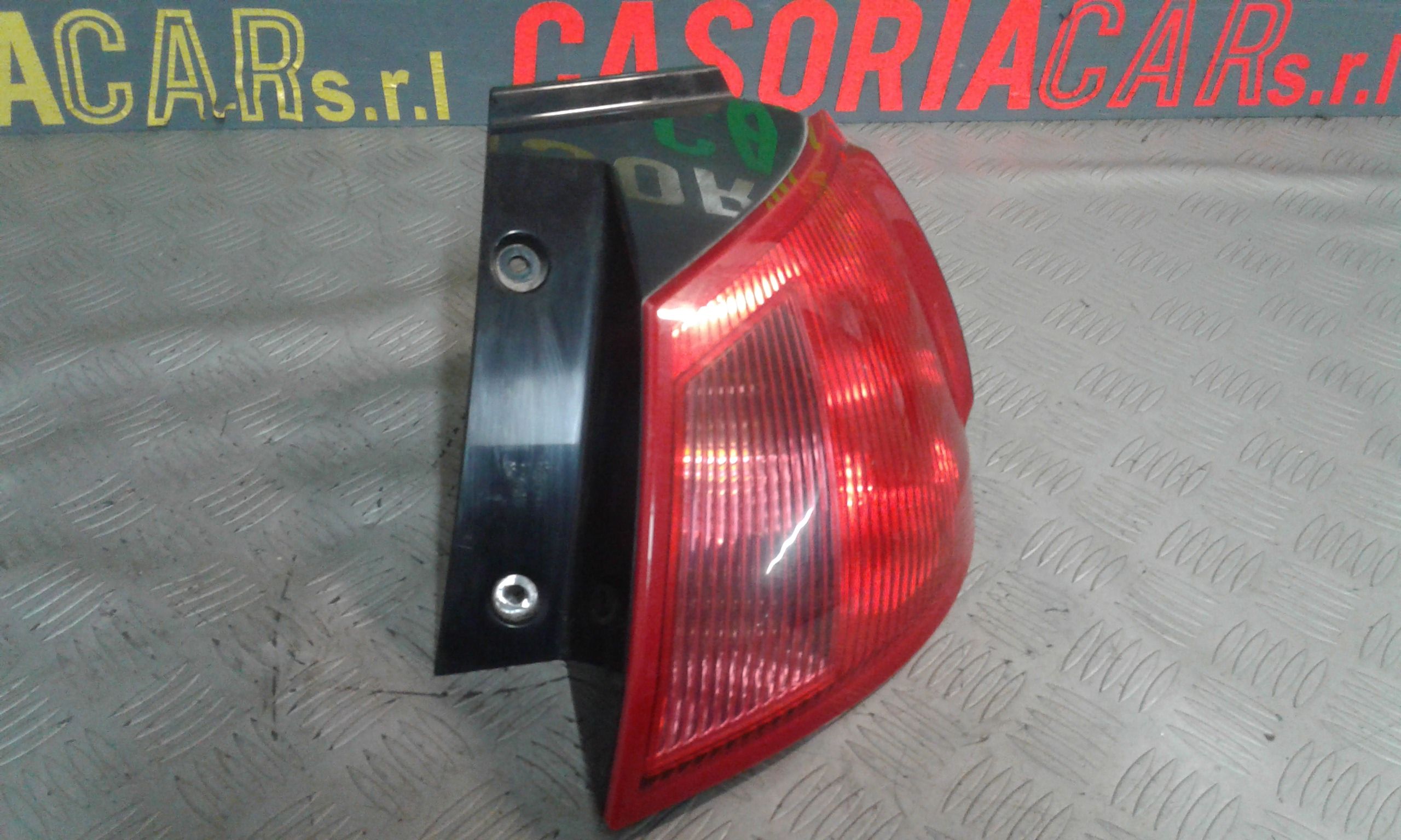 Stop posteriore Destro Passeggero MITSUBISHI Colt Serie 3P
