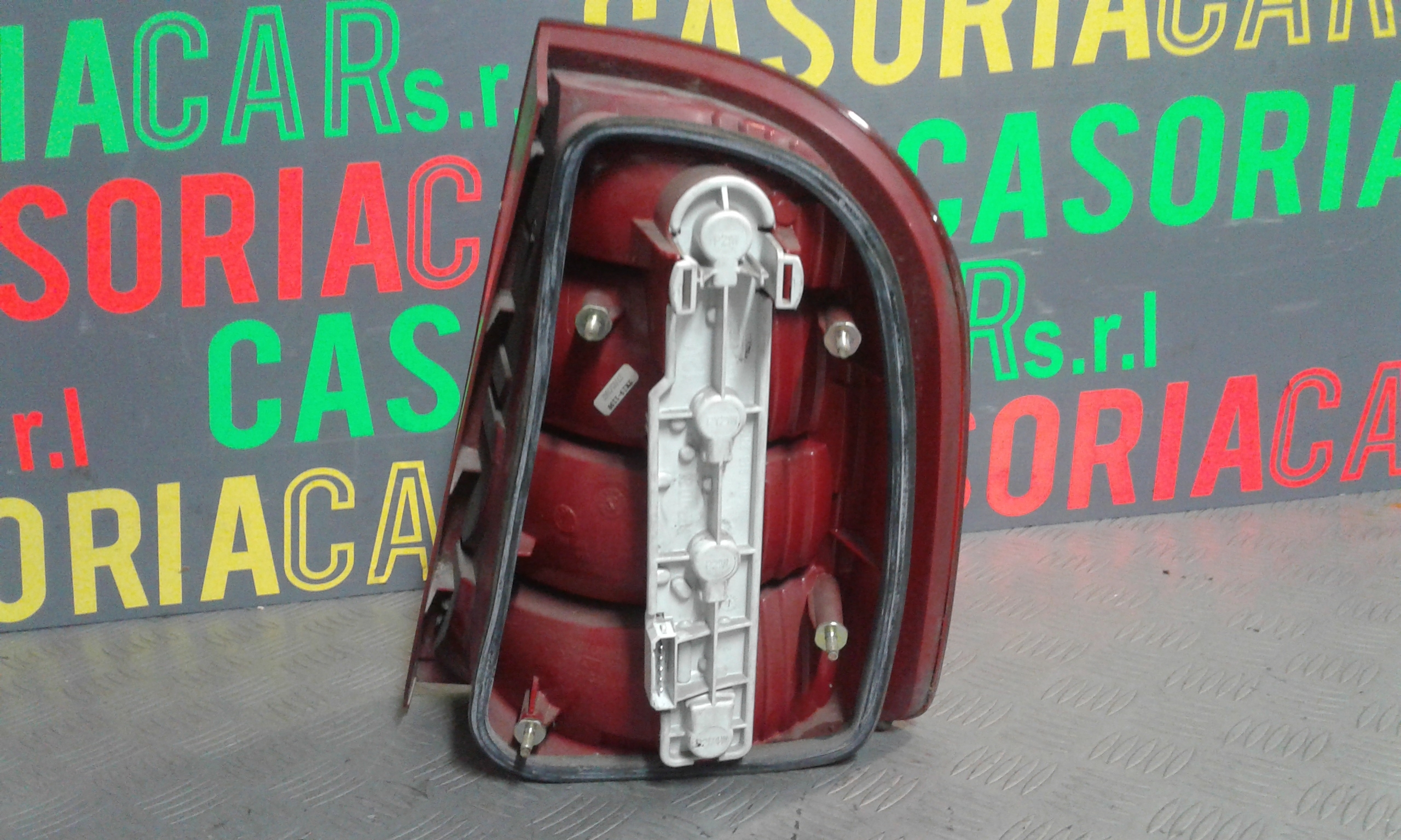 Stop Posteriore sinistro lato Guida SKODA Fabia Berlina 1 Serie