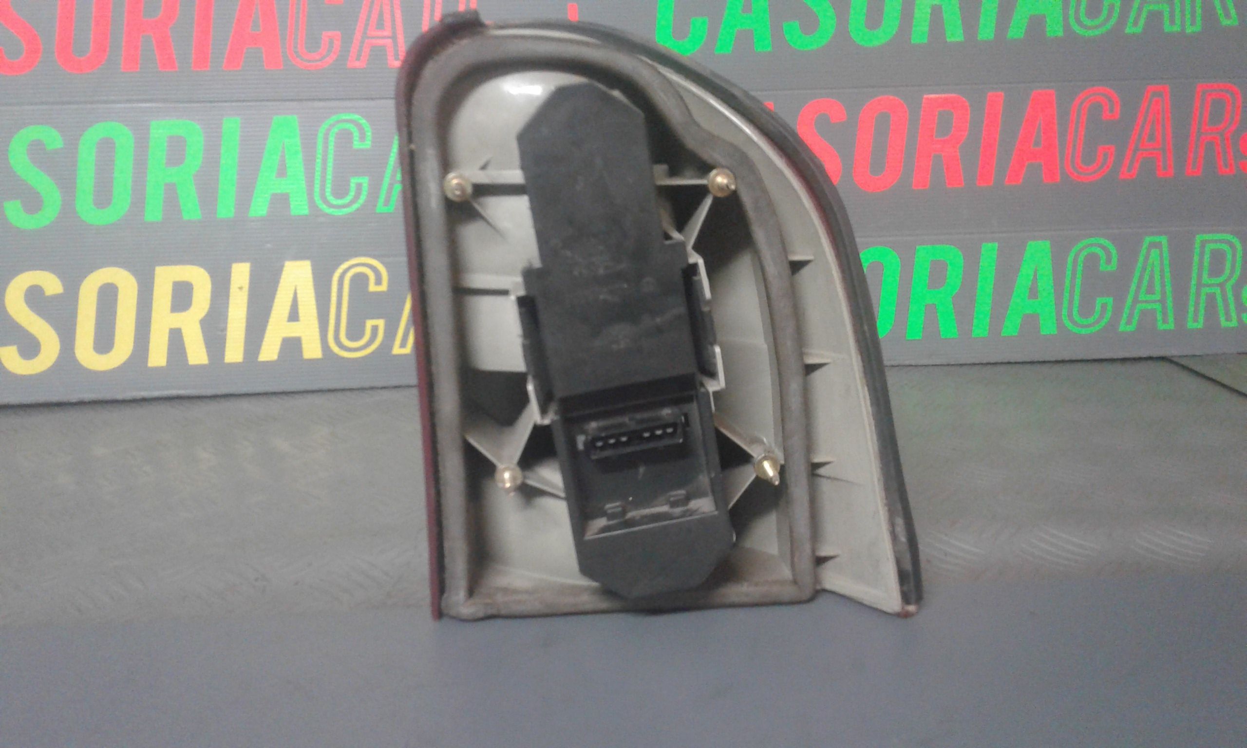 Stop Posteriore sinistro lato Guida FORD Mondeo S. Wagon 2 Serie