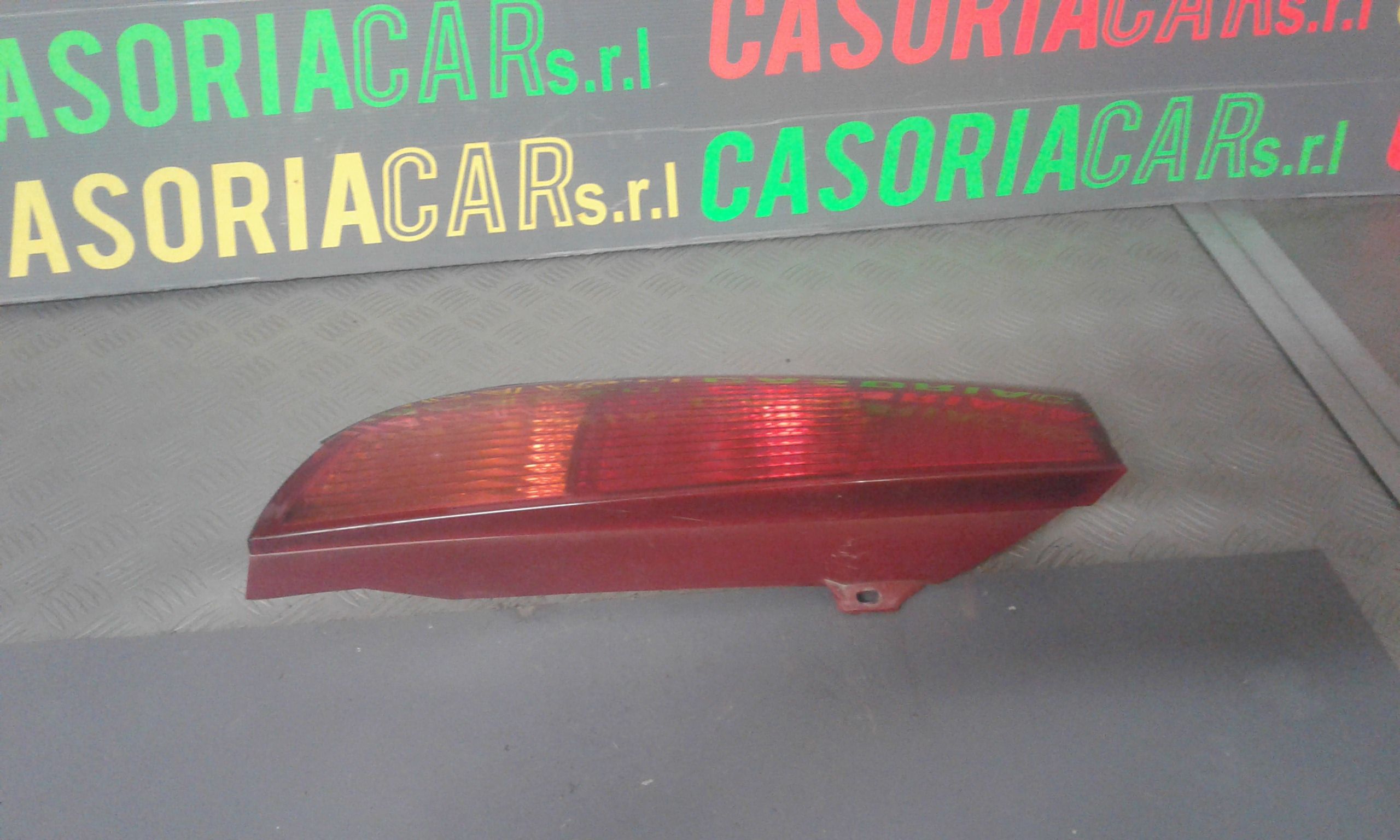 Stop Posteriore sinistro lato Guida FORD Focus Berlina 2 Serie