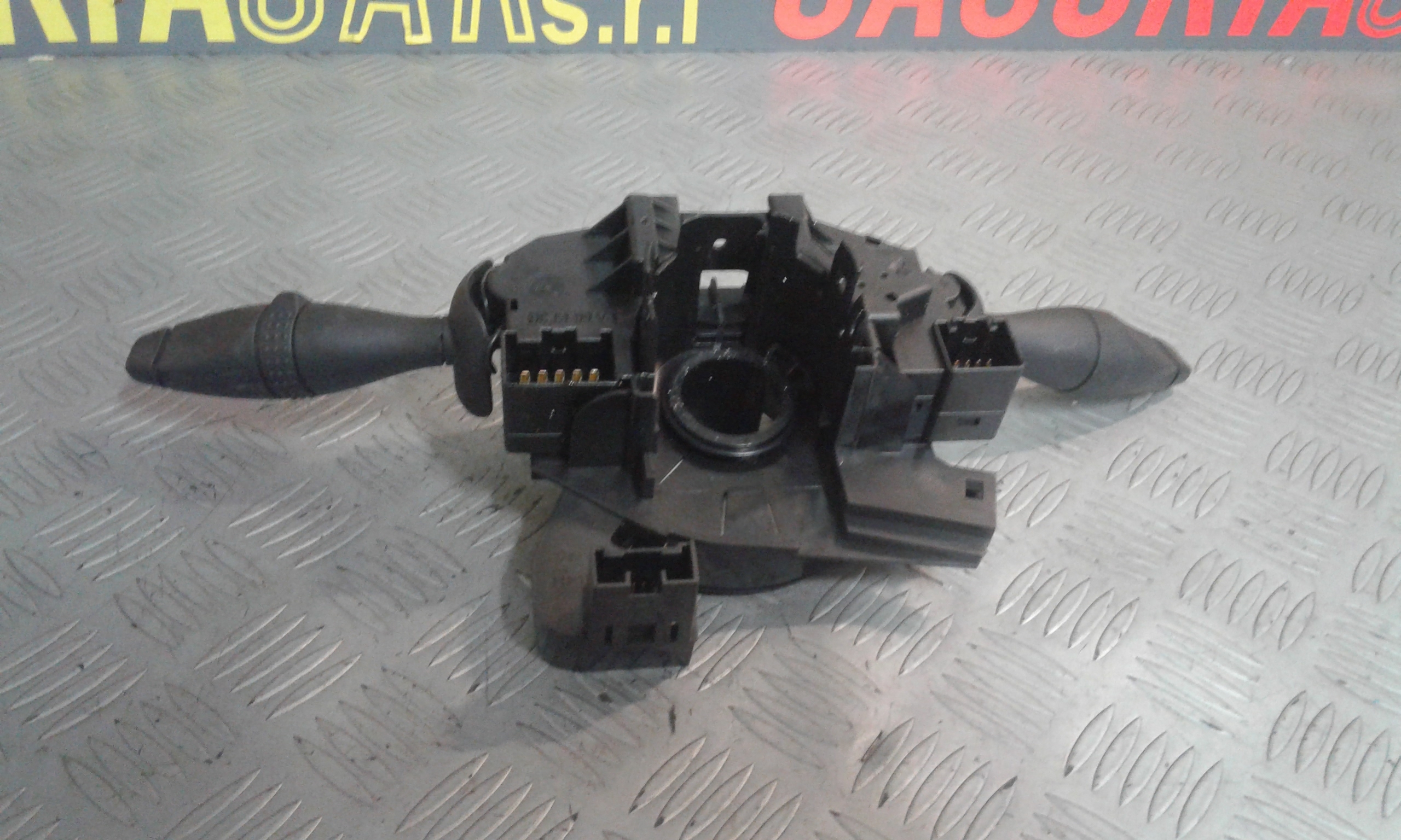 Devioluci FORD Focus Berlina 3 Serie