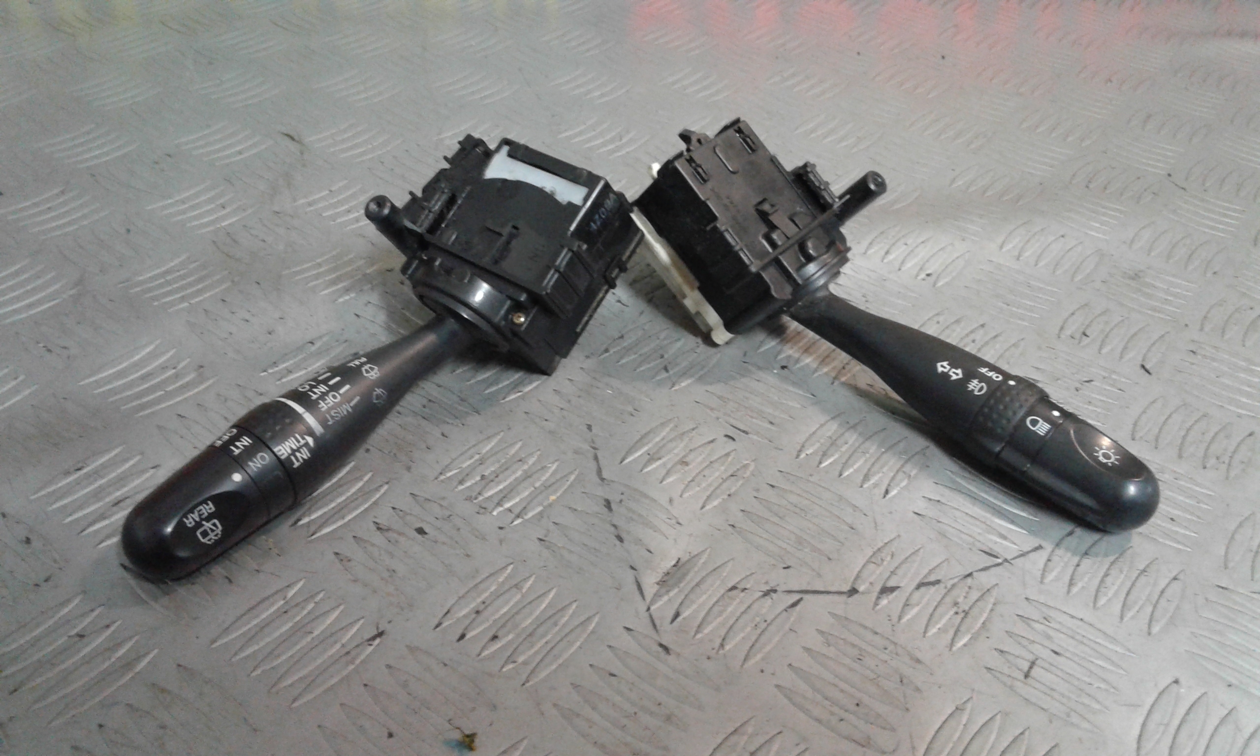 Devioluci SUZUKI Swift 4 Serie