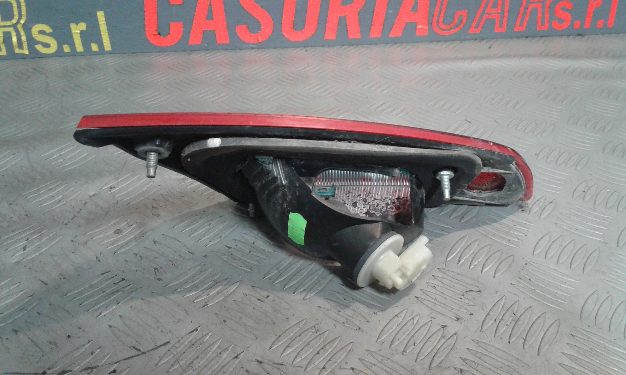 Stop Posteriore Sinistro Integrato nel Portello MITSUBISHI Colt Serie 3P