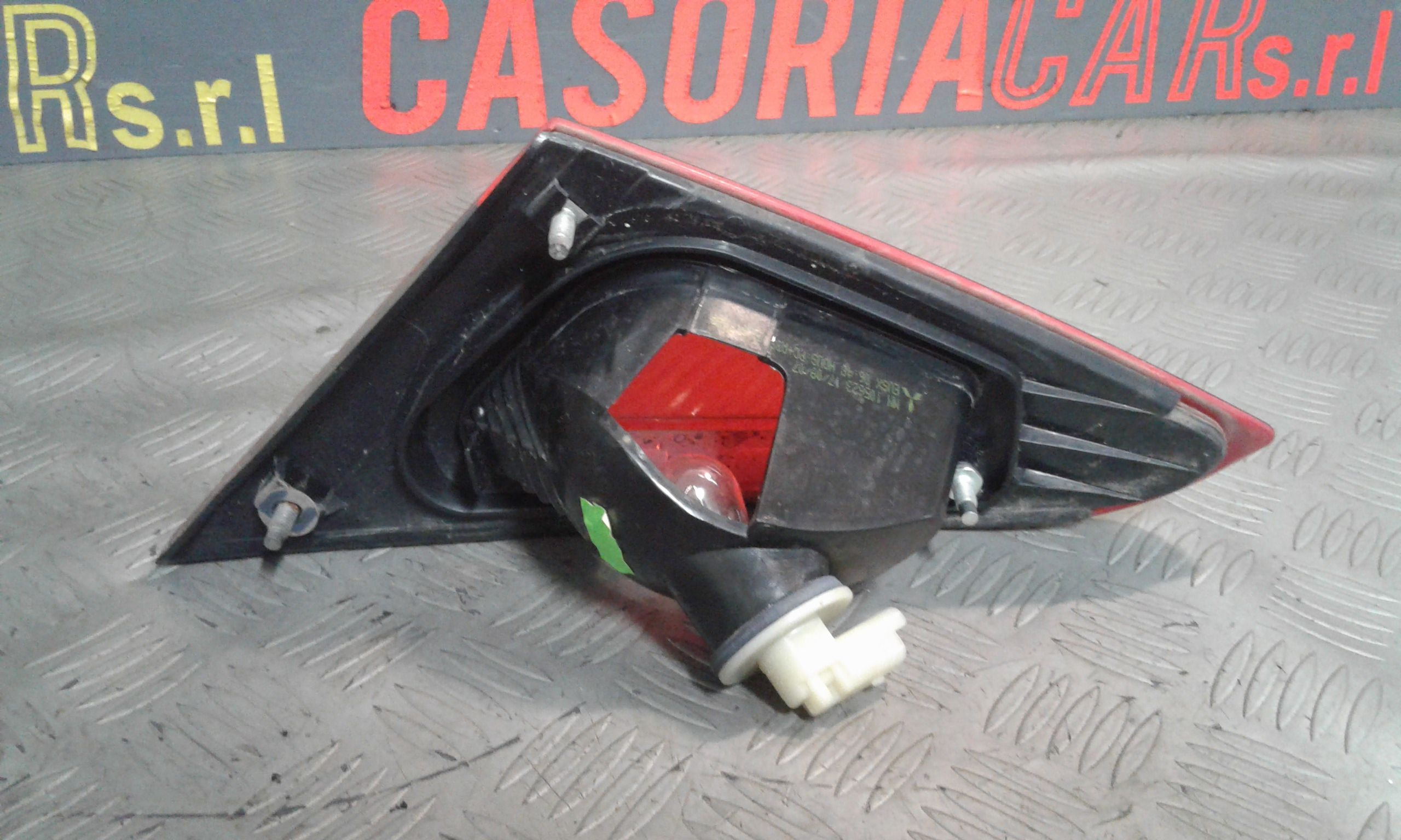 Stop Posteriore Destro Integrato nel Portello MITSUBISHI Colt Serie 3P