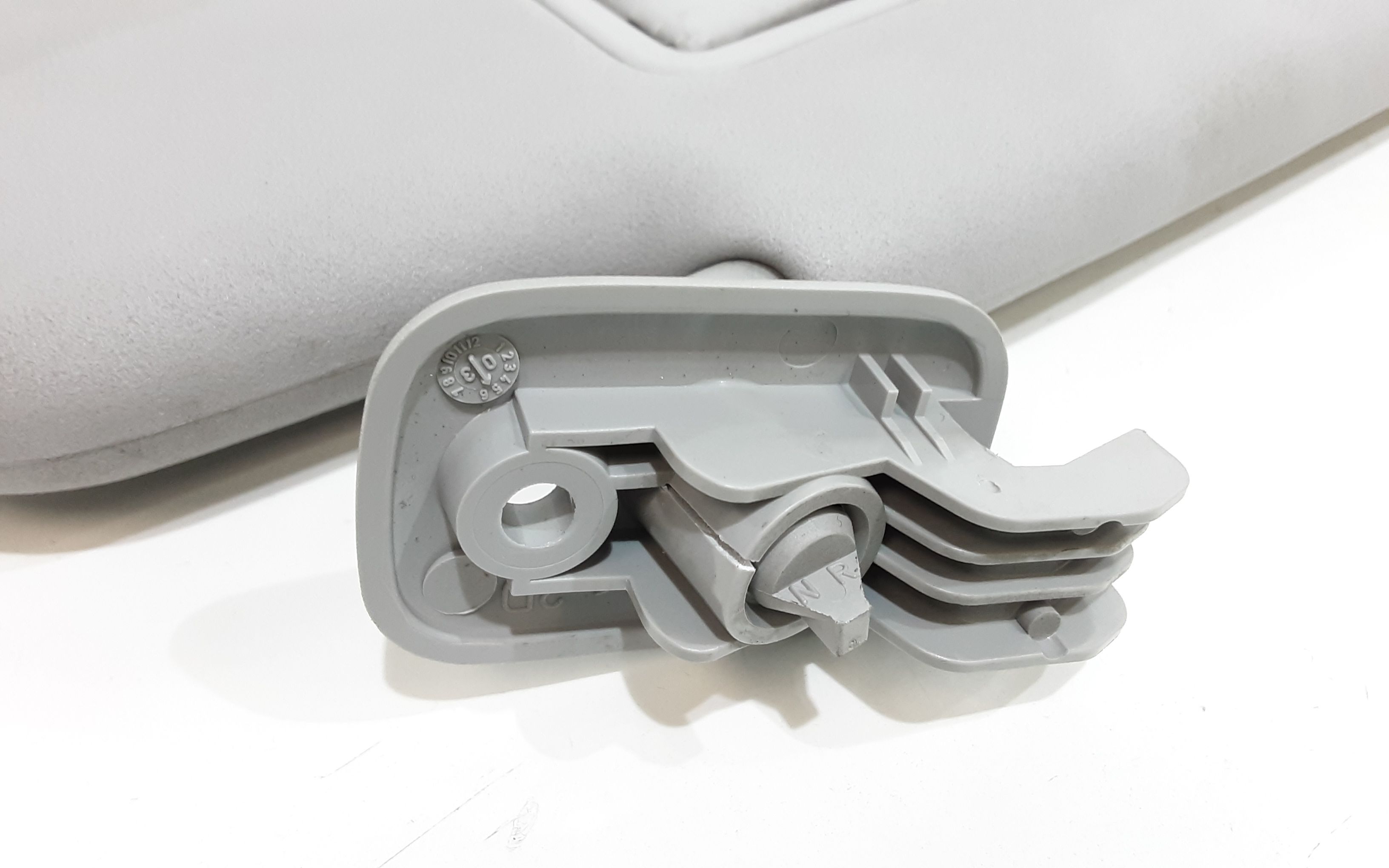 Parasole aletta Lato Passeggero MAZDA 3 Berlina 1 Serie