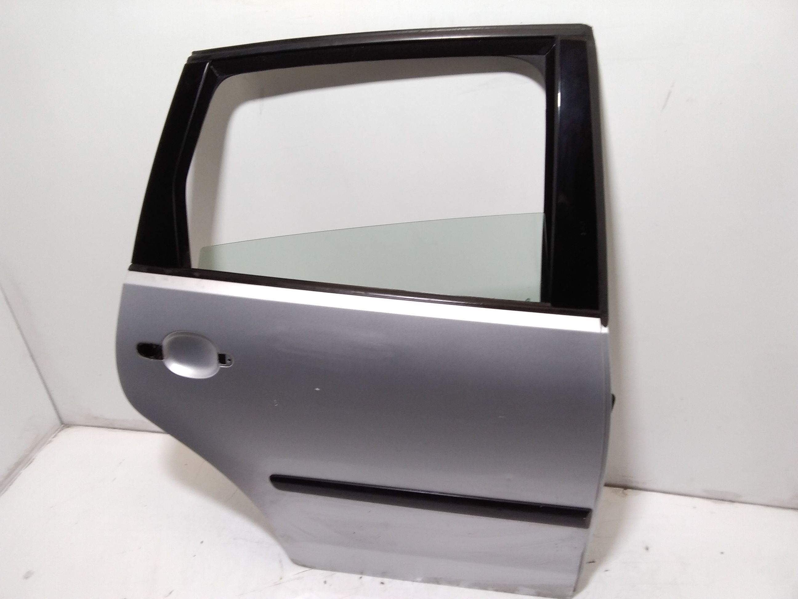 Portiera Posteriore Destra VOLKSWAGEN Polo 4 Serie