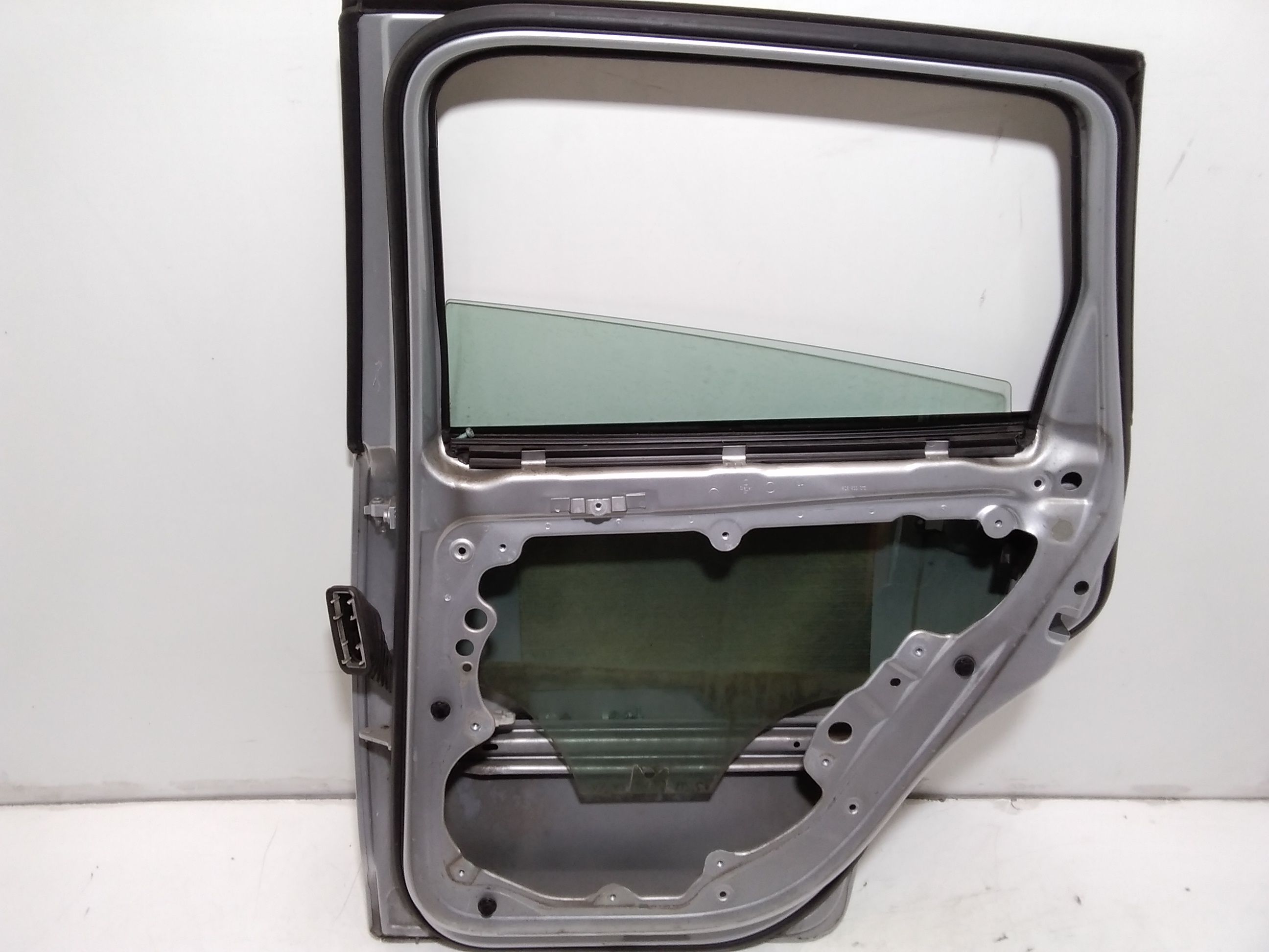 Portiera Posteriore Destra VOLKSWAGEN Polo 4 Serie