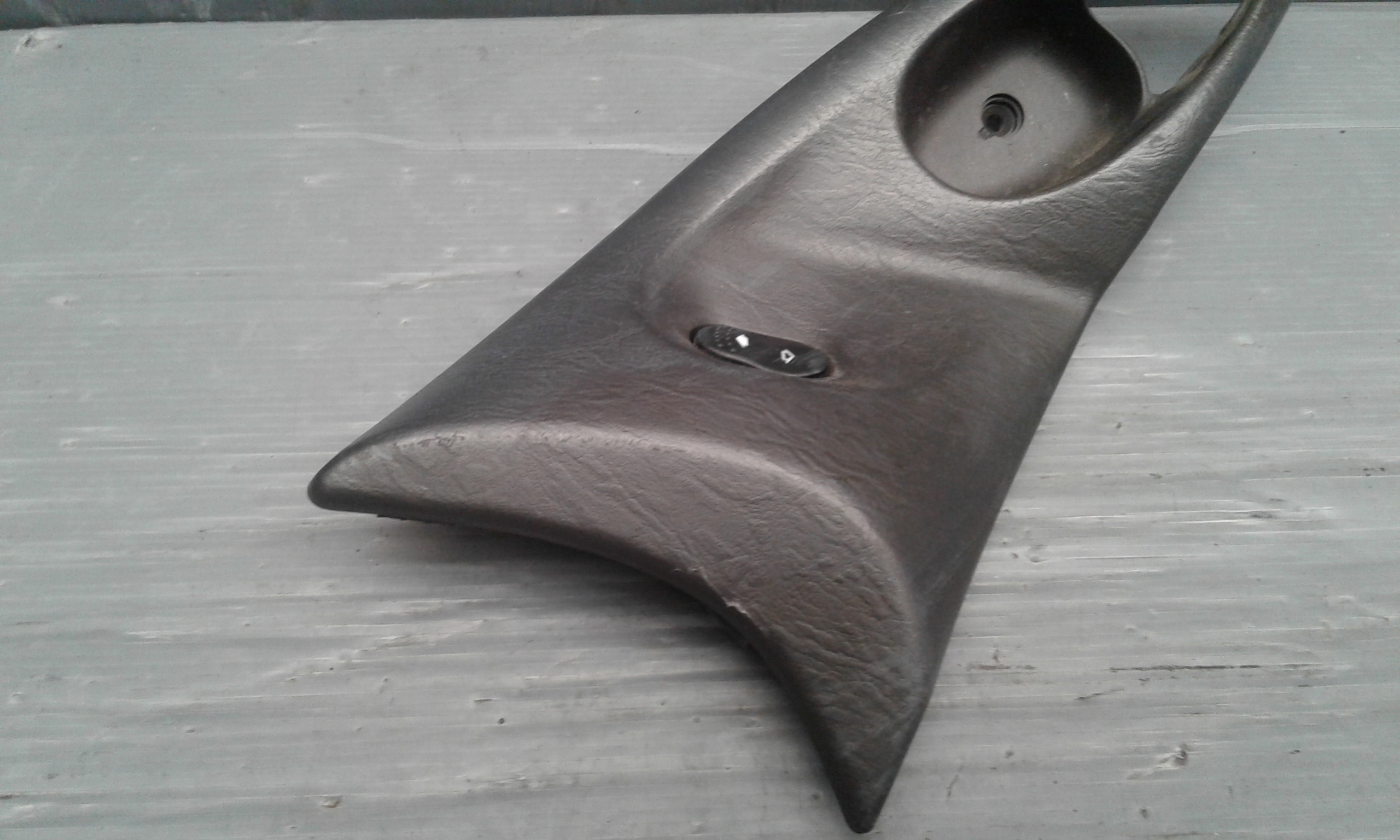 Pulsantiera Anteriore Destra Passeggero FORD Focus Berlina 1 Serie