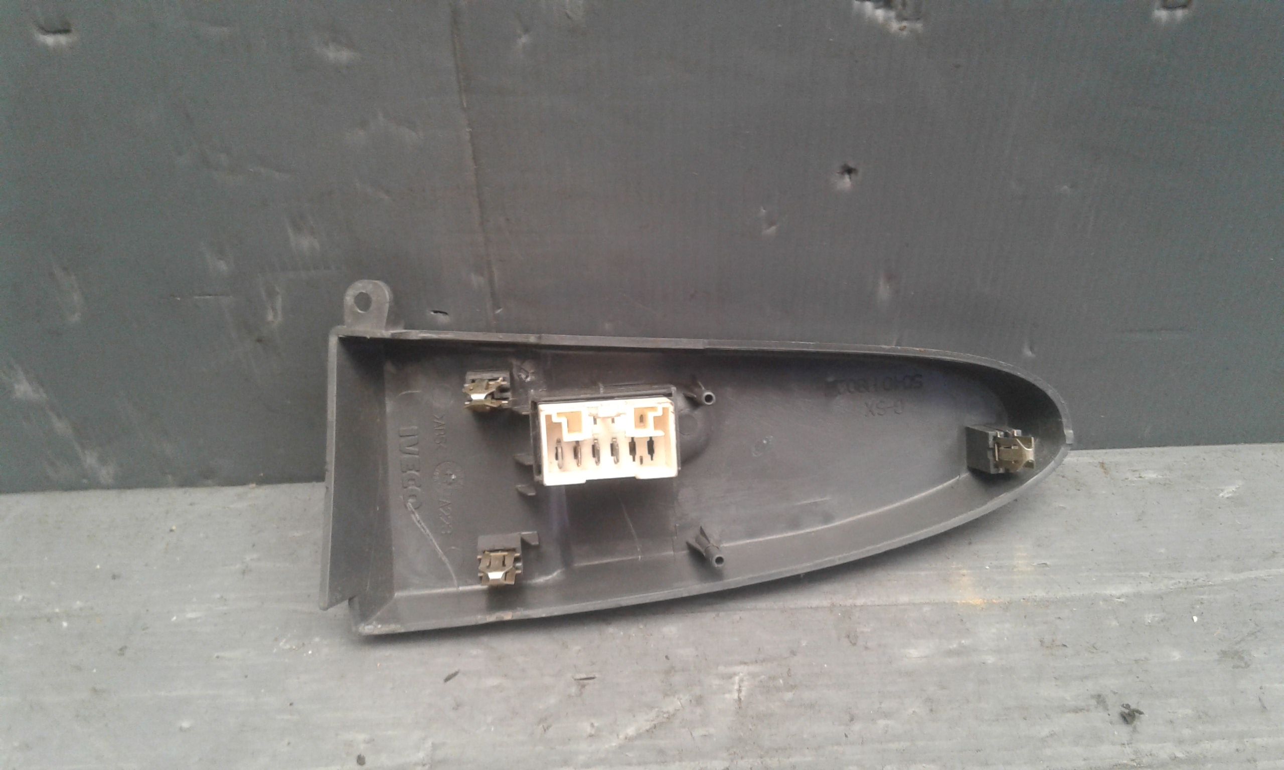 Pulsantiera Anteriore Destra Passeggero IVECO Stralis 2 Serie