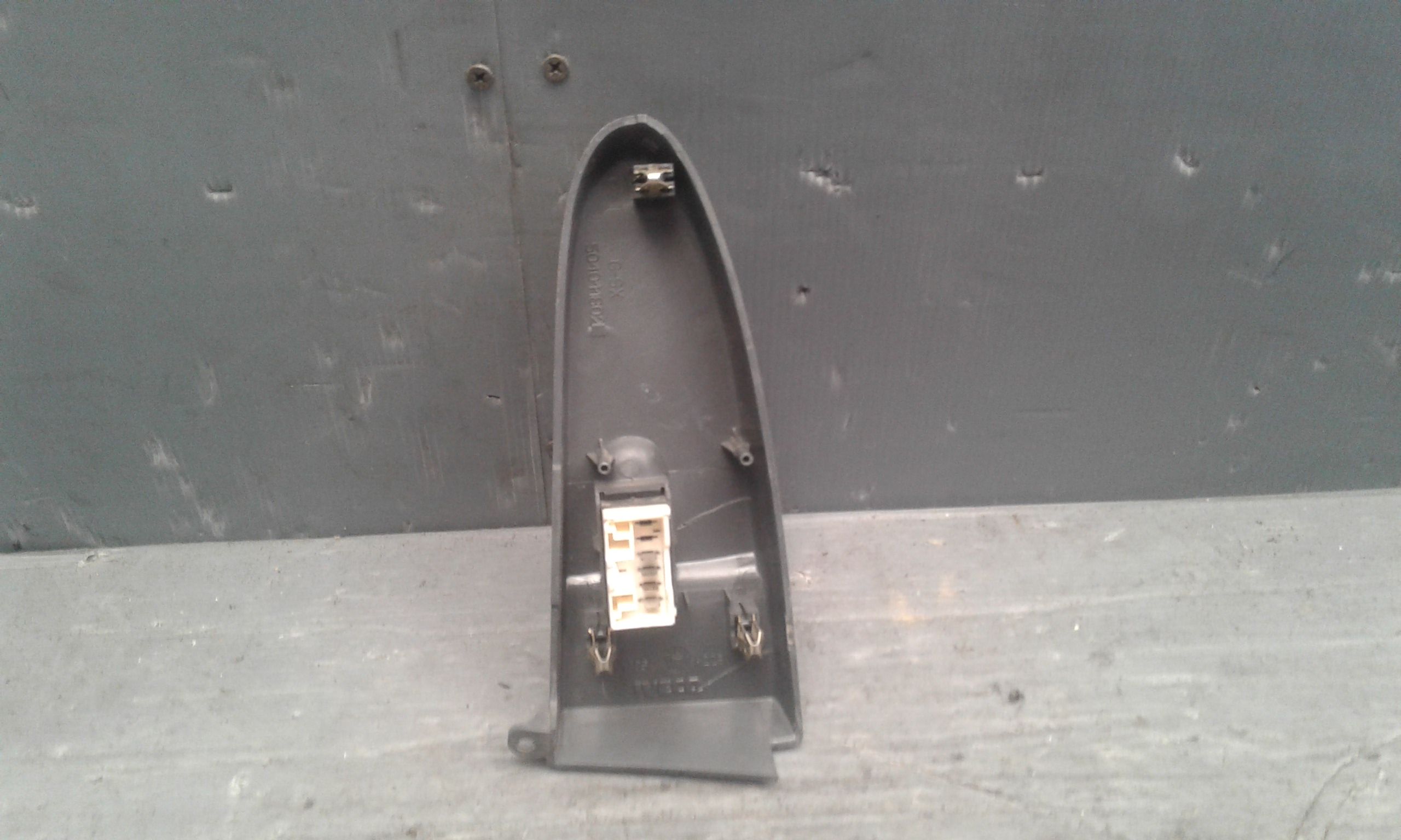 Pulsantiera Anteriore Destra Passeggero IVECO Stralis 2 Serie