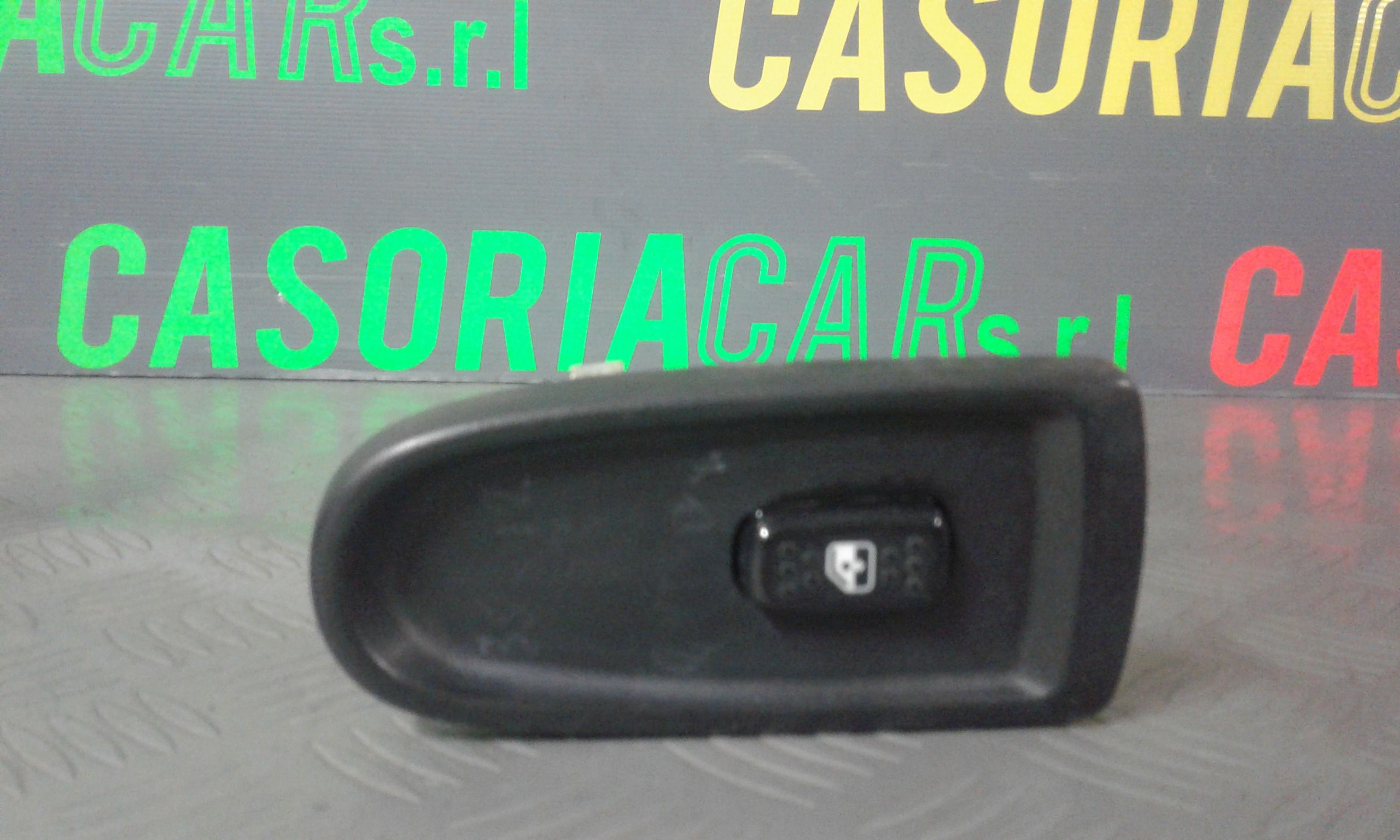 Pulsantiera Anteriore Destra Passeggero IVECO Daily 4 Serie