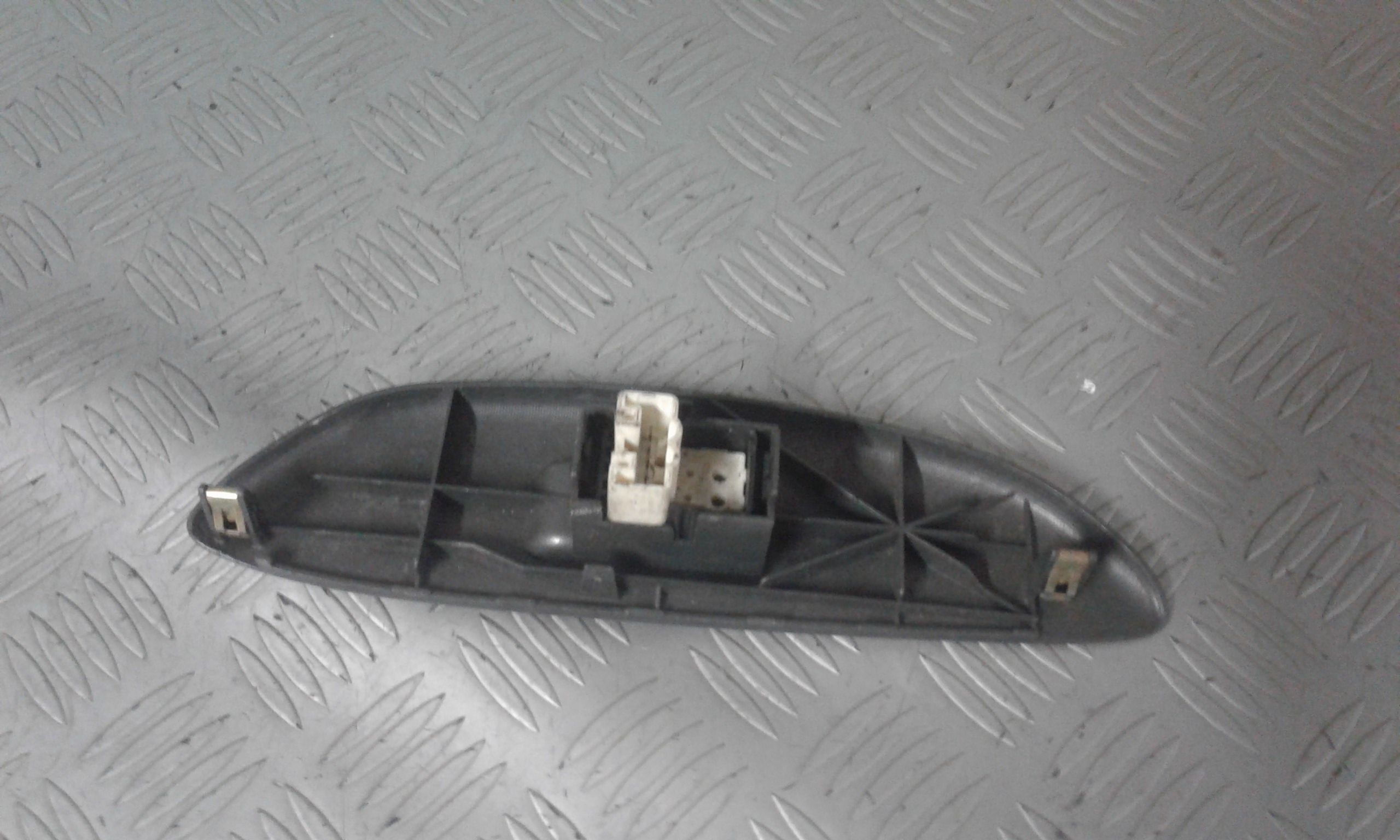 Pulsantiera Anteriore Destra Passeggero TOYOTA Yaris 1 Serie