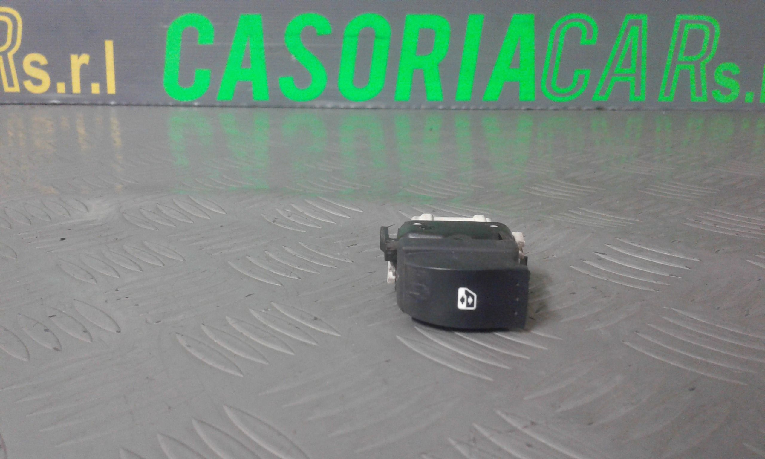 Pulsantiera Anteriore Destra Passeggero RENAULT Clio 4