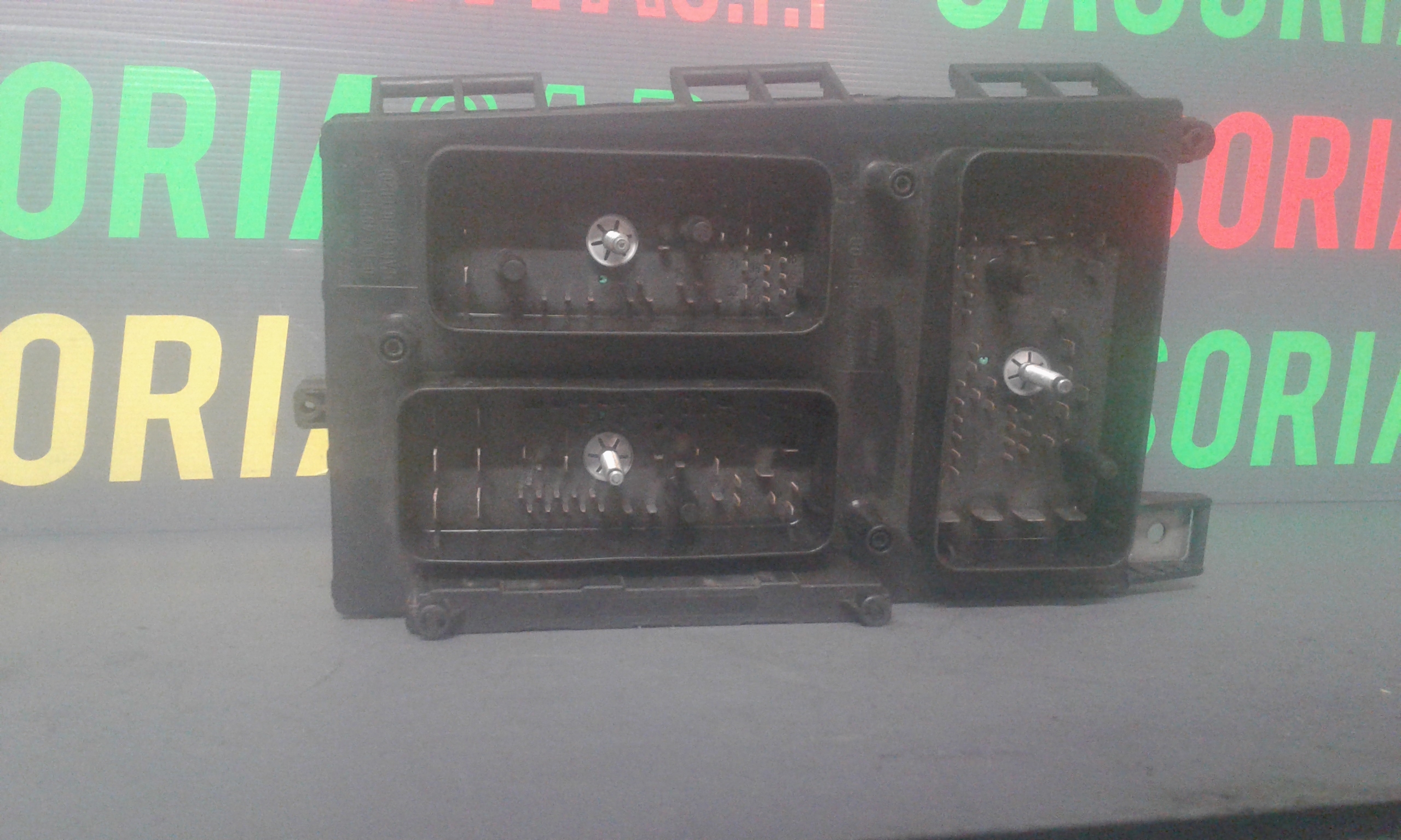 Centralina Porta Fusibili OPEL Astra H Berlina