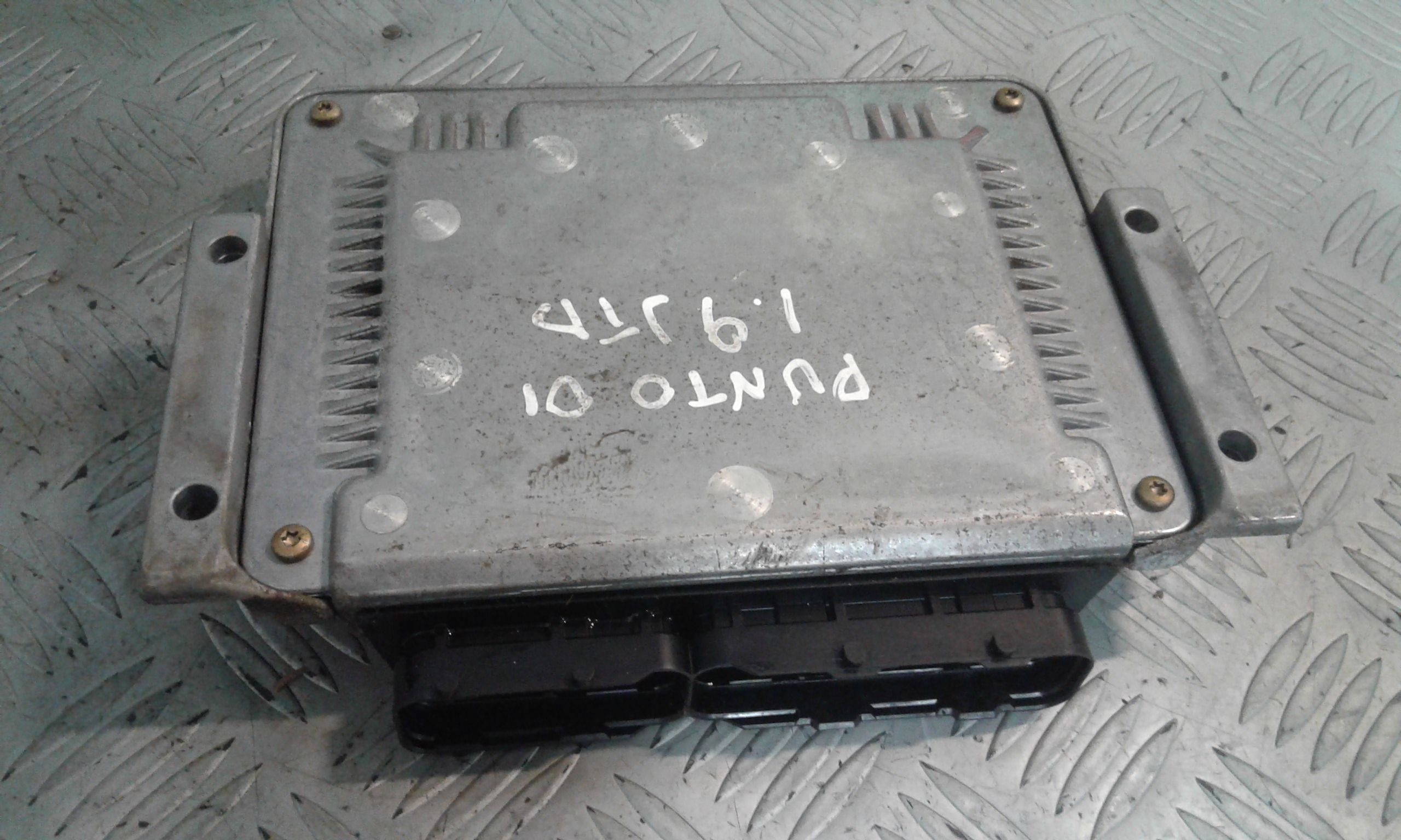 Centralina motore FIAT Punto Berlina 3P 2 Serie