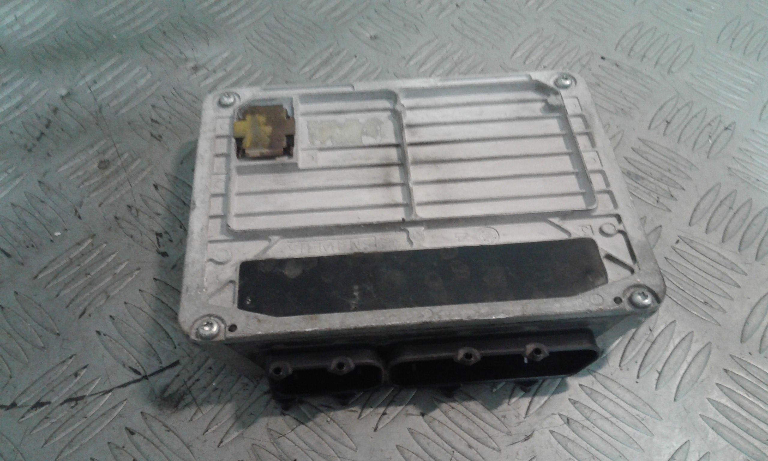 Centralina motore VOLKSWAGEN Golf 4 Berlina