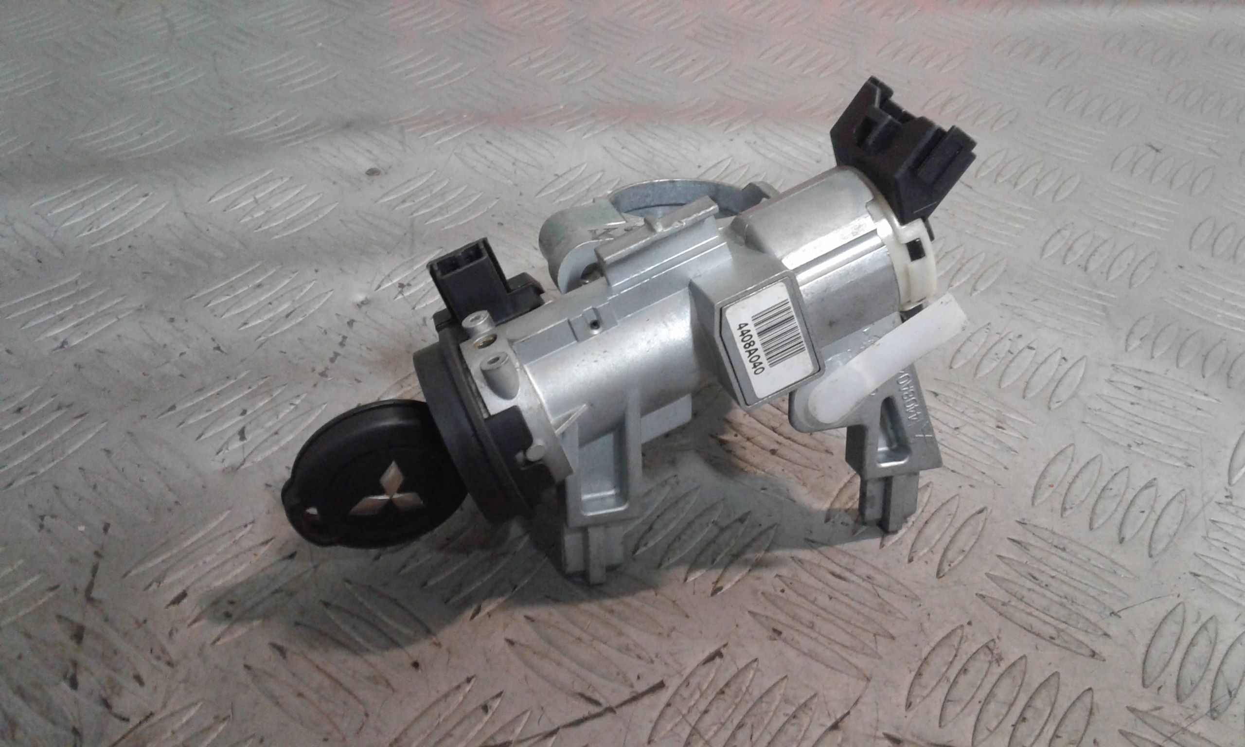 Blocchetto Accensione MITSUBISHI Colt Serie 3P