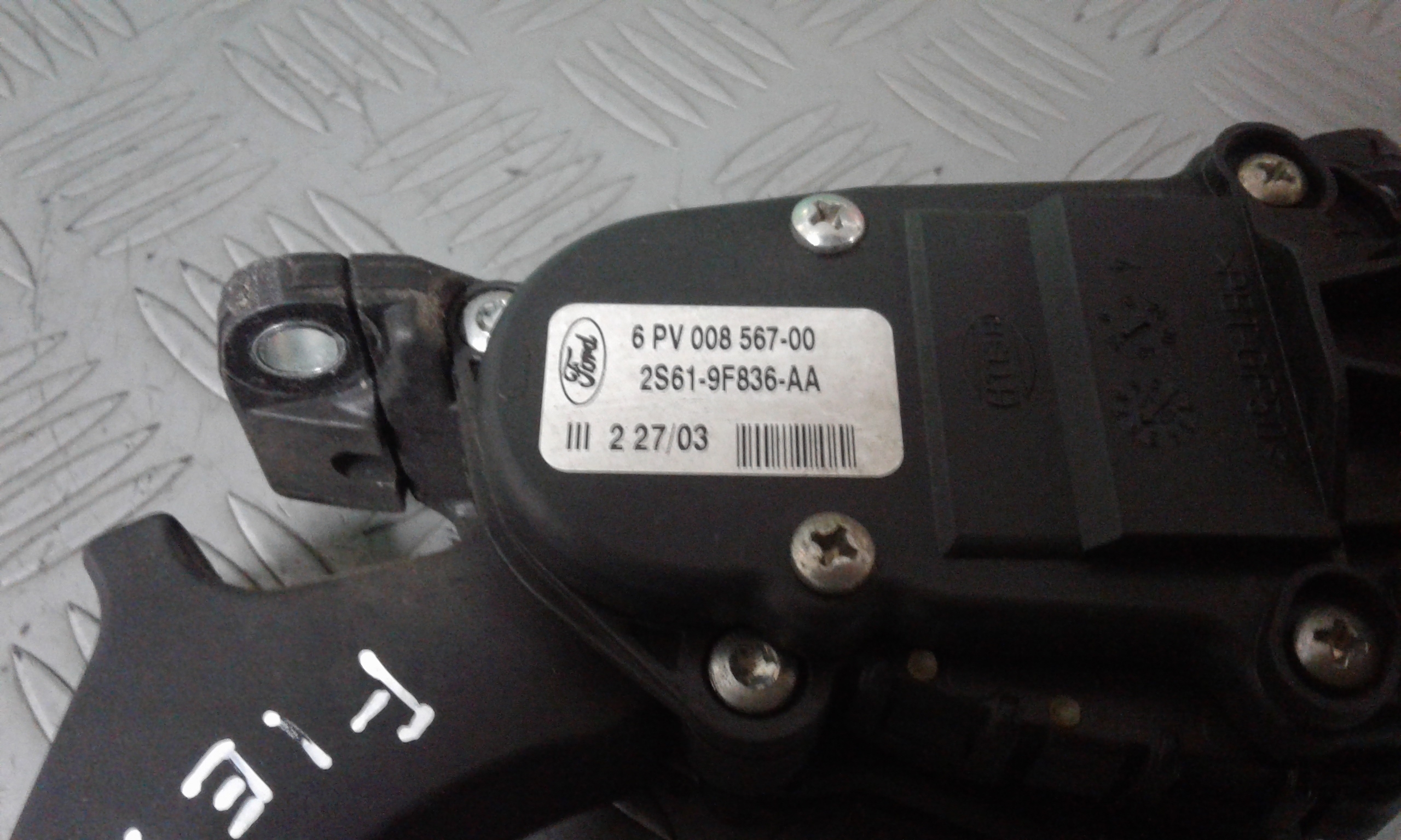 Pedale acceleratore FORD Fiesta 4 Serie