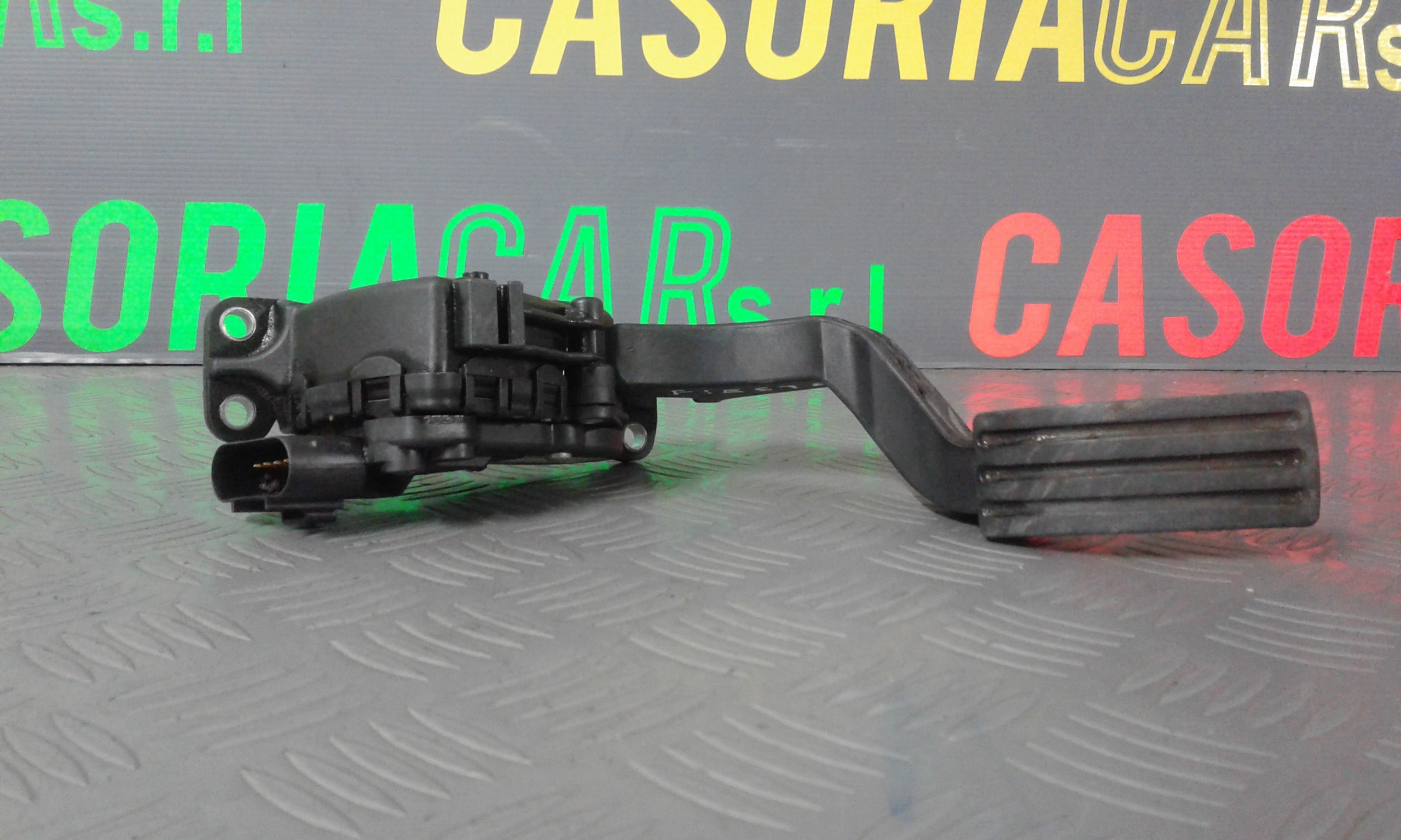 Pedale acceleratore FORD Fiesta 4 Serie