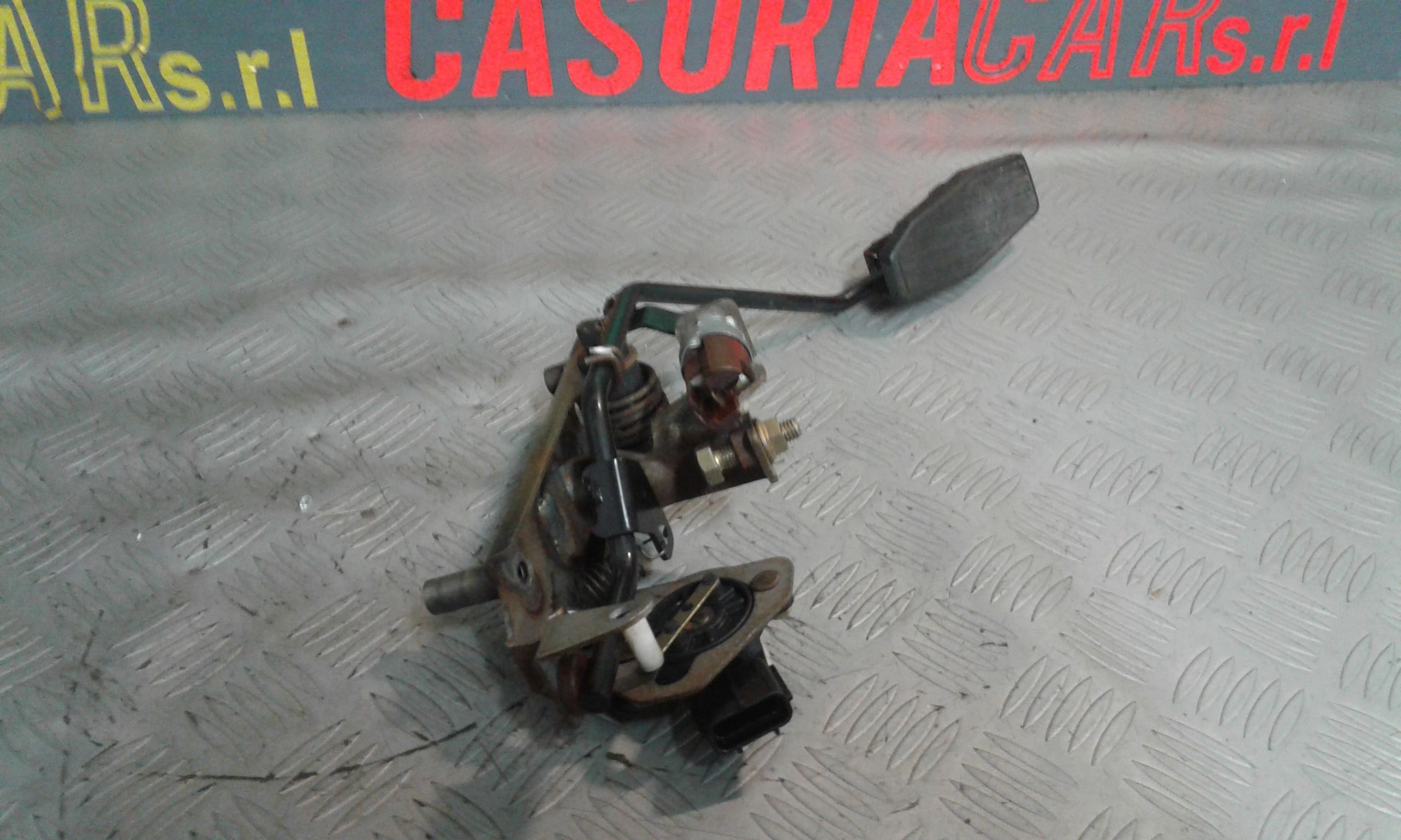 Pedale acceleratore MAZDA 323 8 Serie