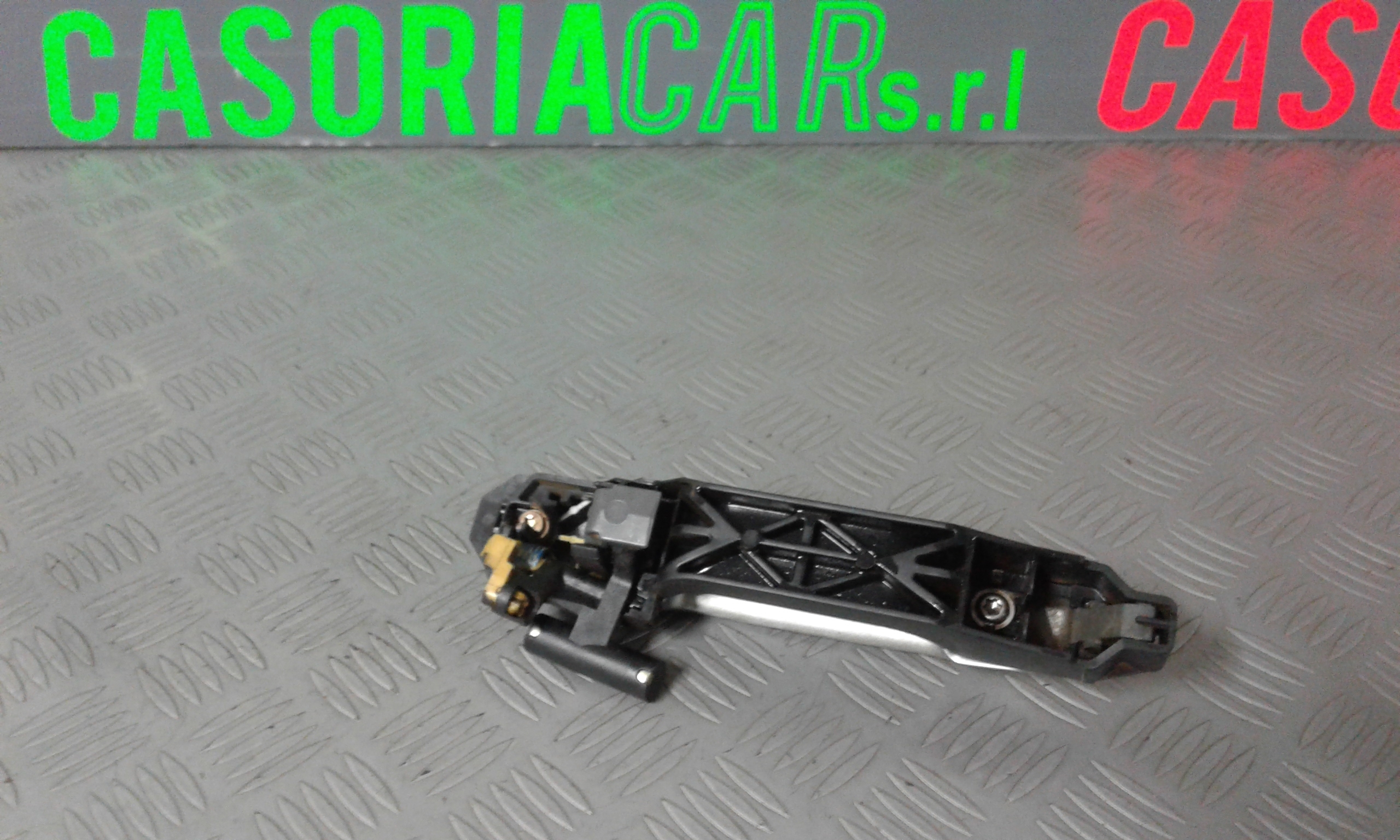 Maniglia esterna Posteriore Destra TOYOTA Rav4 2 Serie