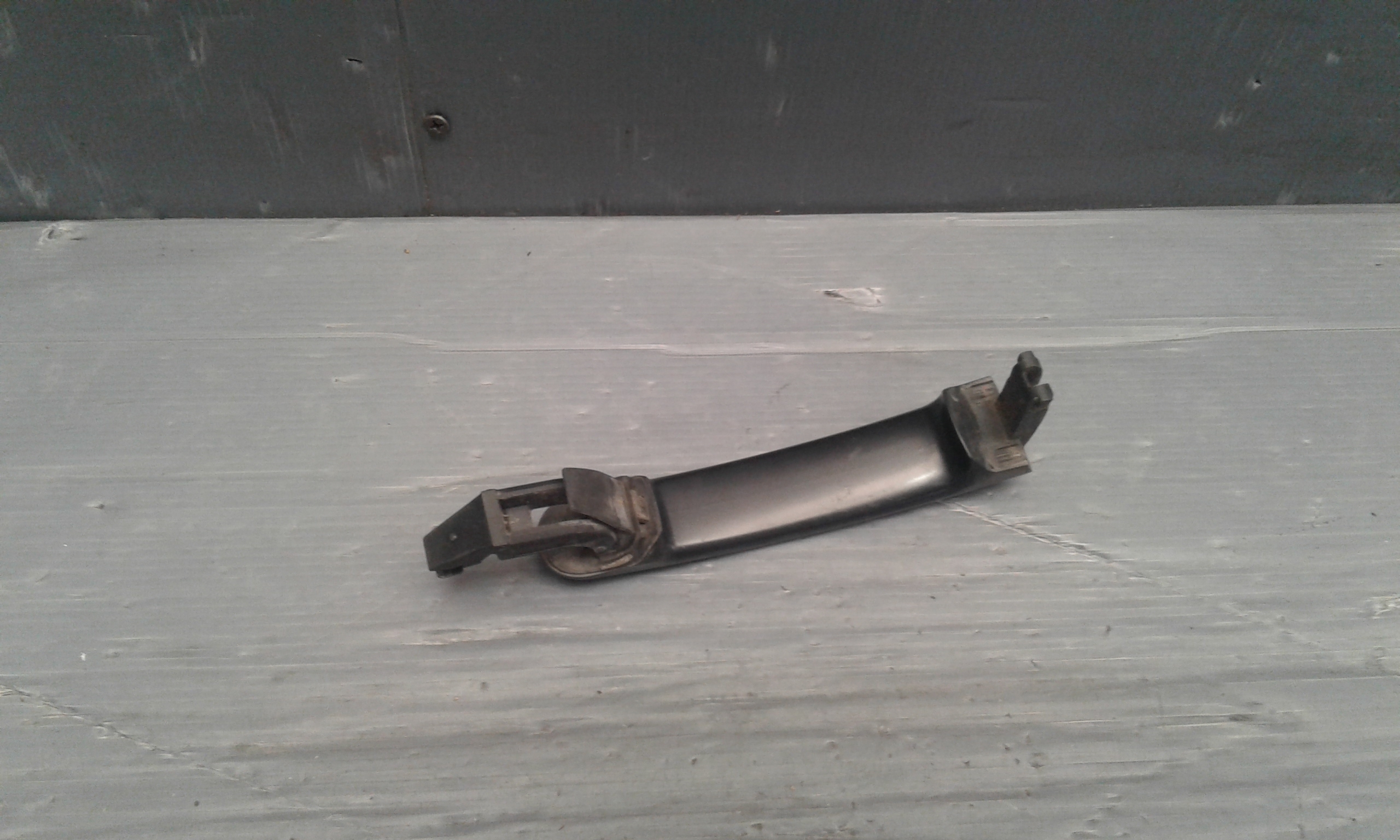 Maniglia esterna Posteriore Destra VOLKSWAGEN Polo 4 Serie