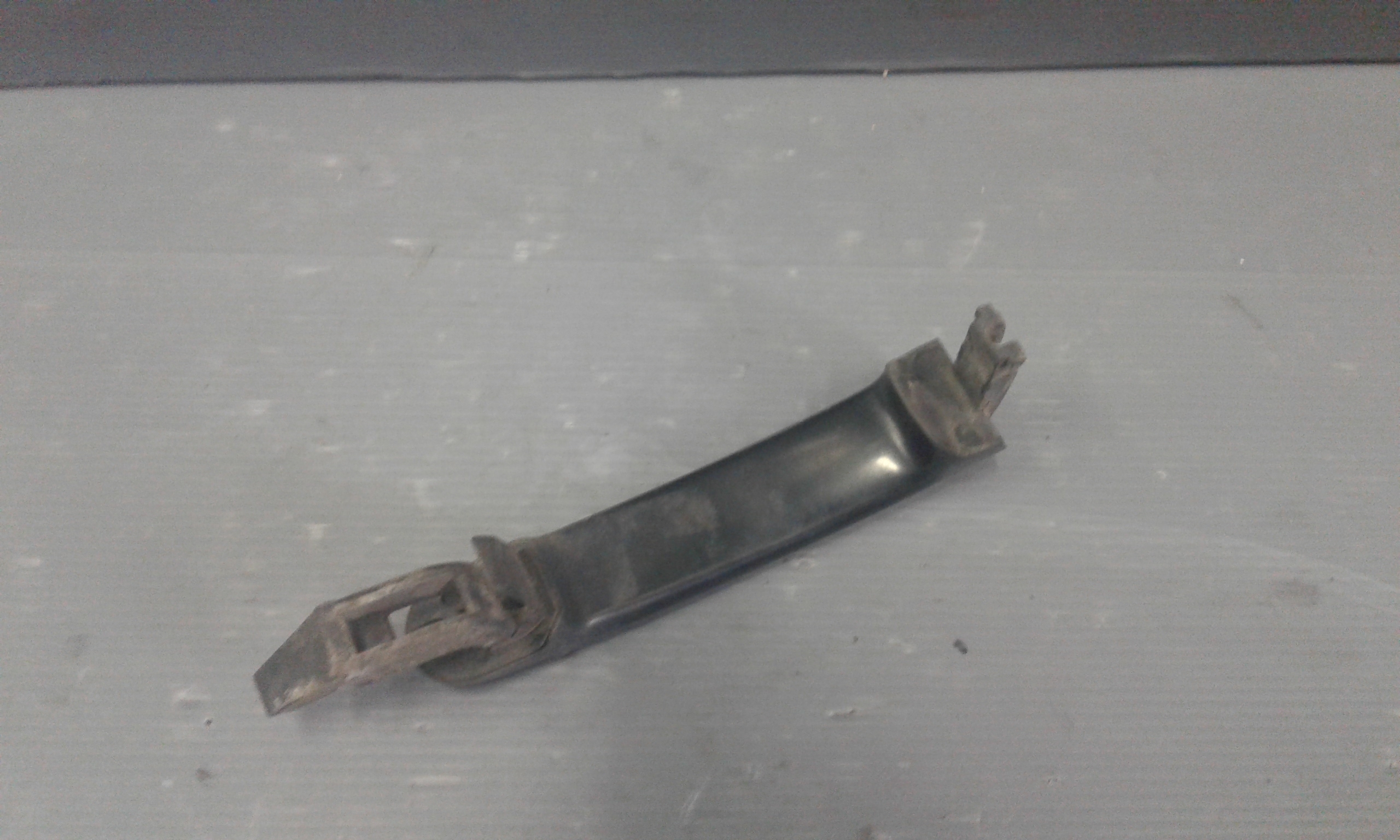 Maniglia esterna Anteriore Sinistra VOLKSWAGEN Golf 4 Berlina