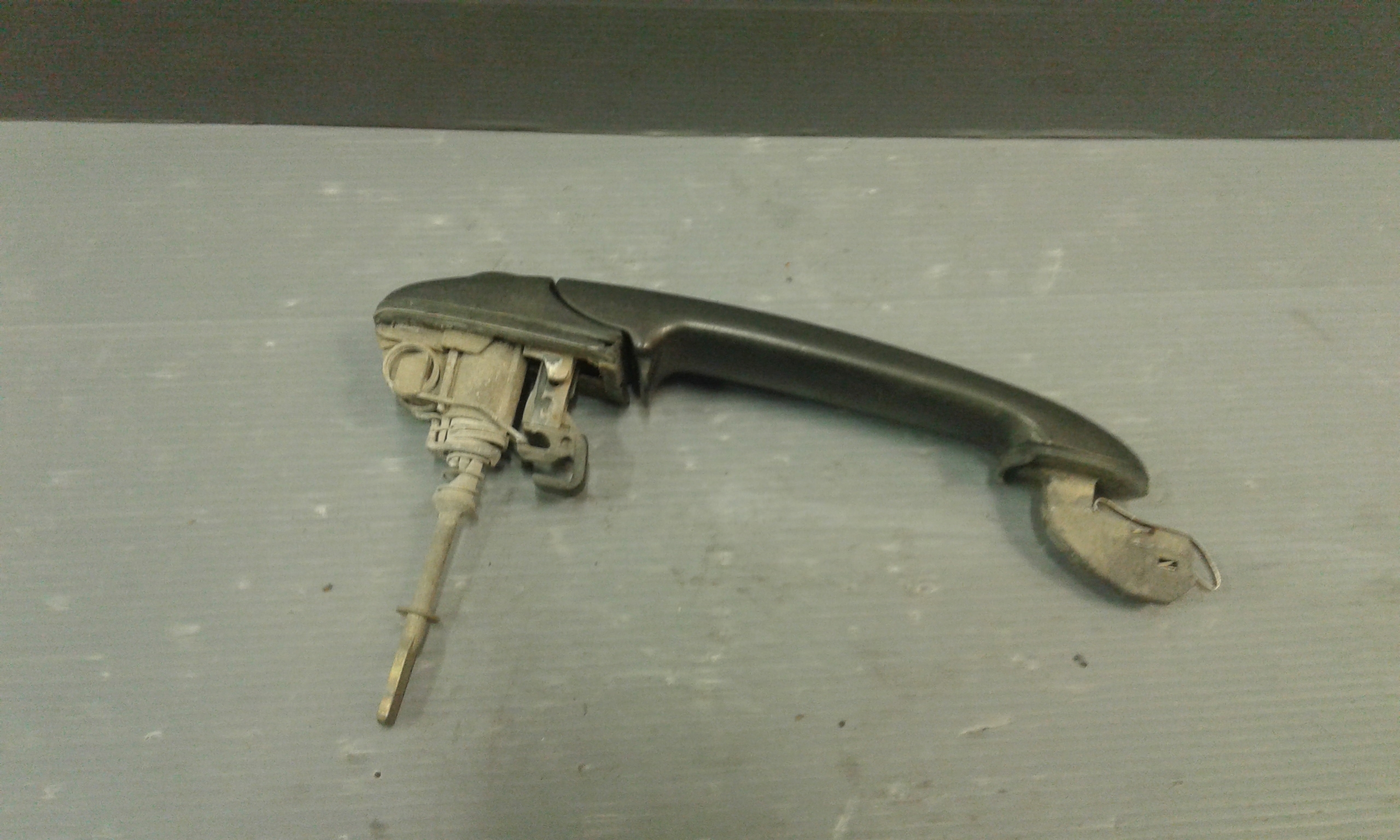 Maniglia esterna Anteriore Sinistra VOLKSWAGEN Caddy 2 Serie