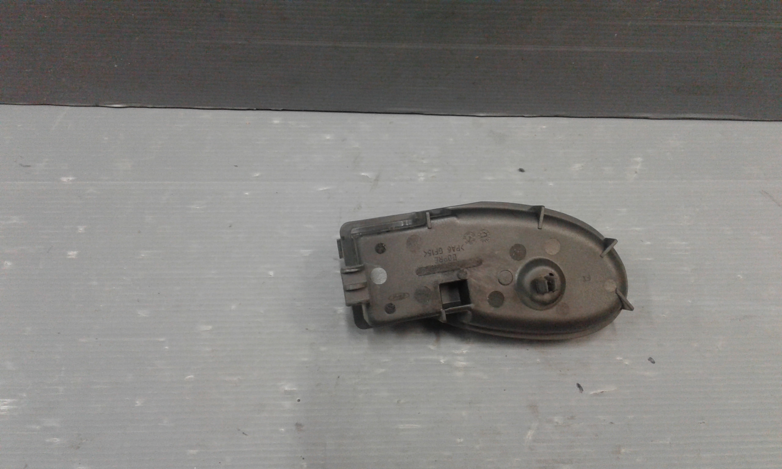 Maniglia esterna Anteriore Sinistra FORD Focus Berlina 1 Serie