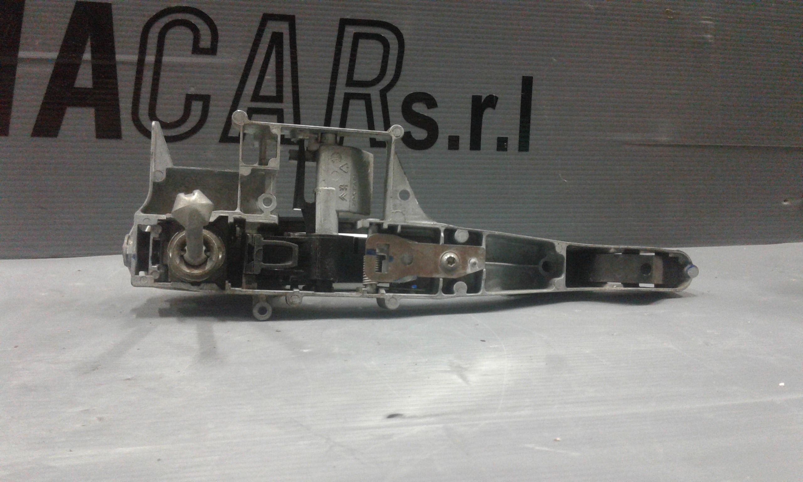 Maniglia esterna Anteriore Sinistra PEUGEOT 208 1 Serie