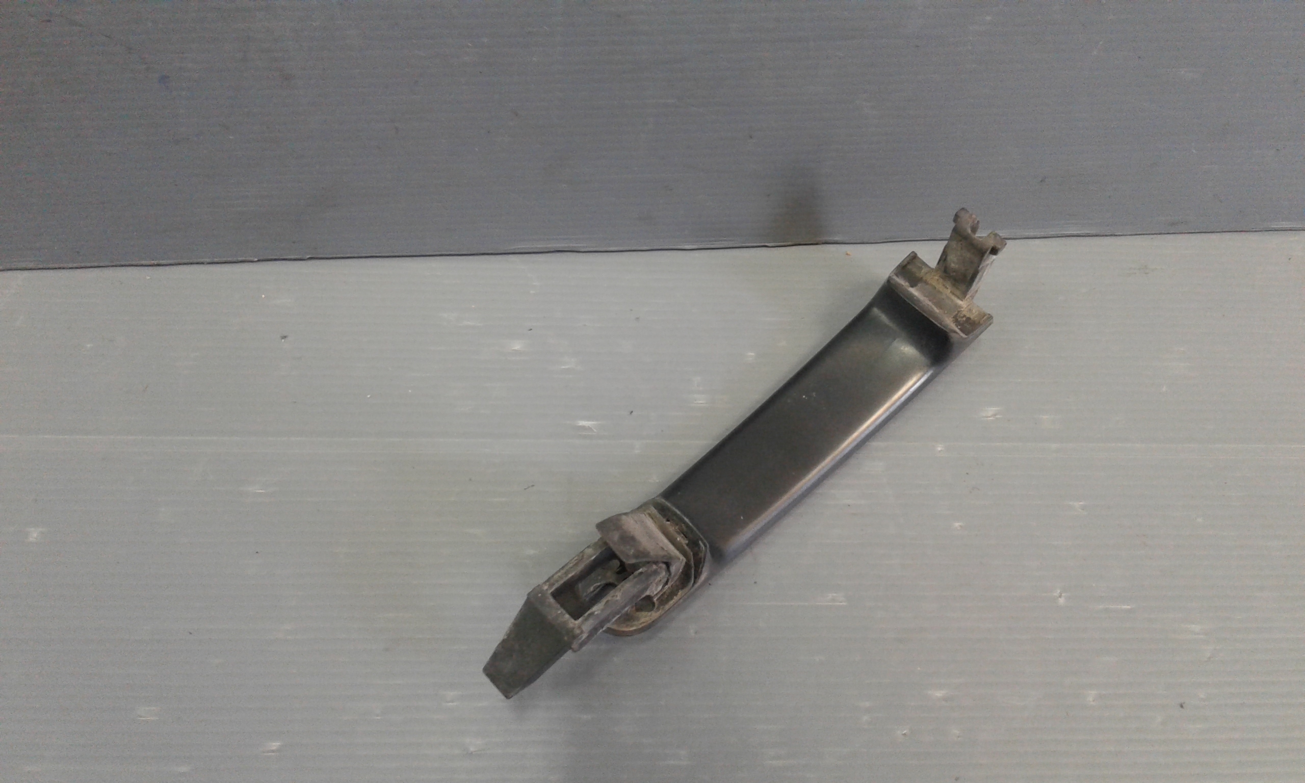 Maniglia esterna Anteriore Destra VOLKSWAGEN Golf 4 Berlina