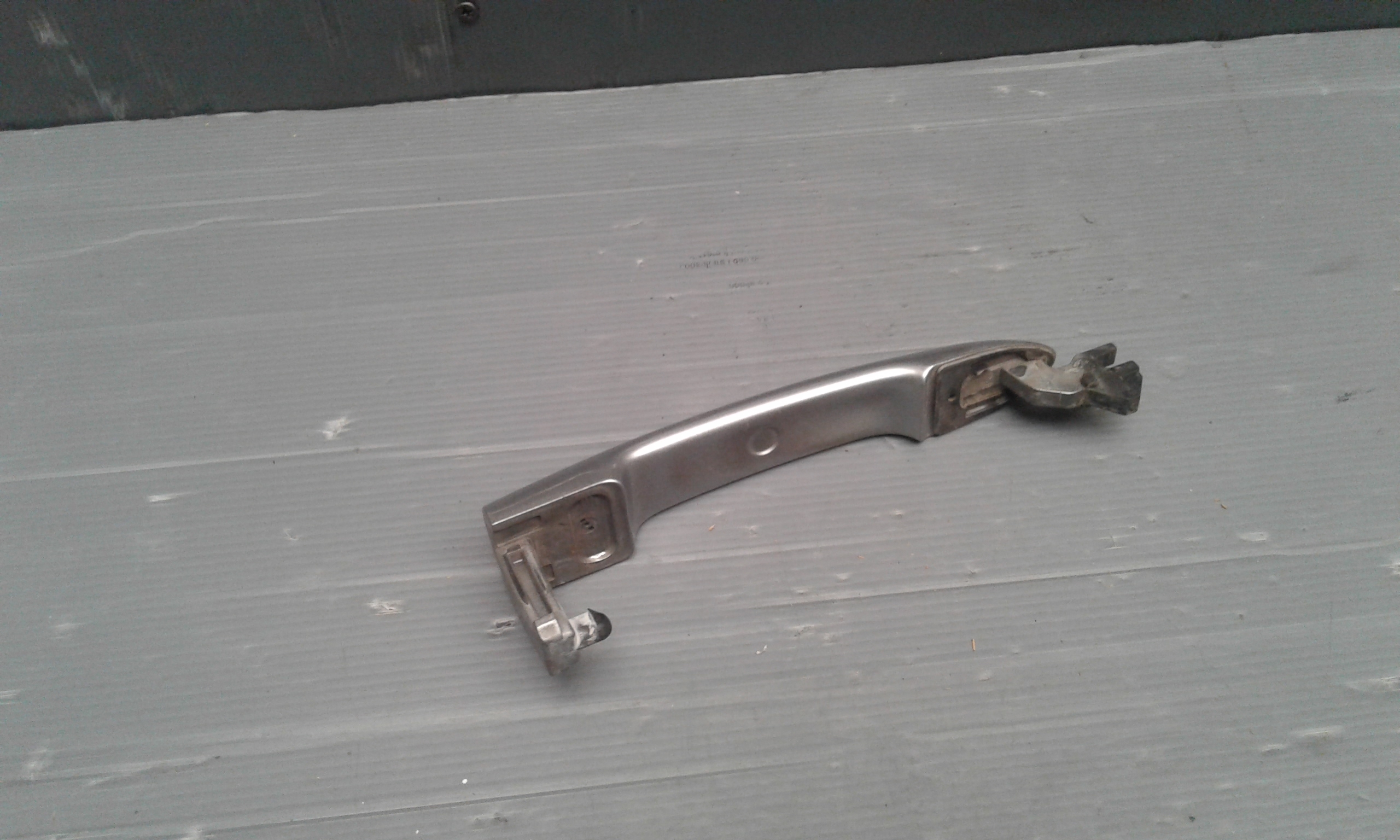 Maniglia esterna Anteriore Destra NISSAN Primera S. Wagon 3 Serie