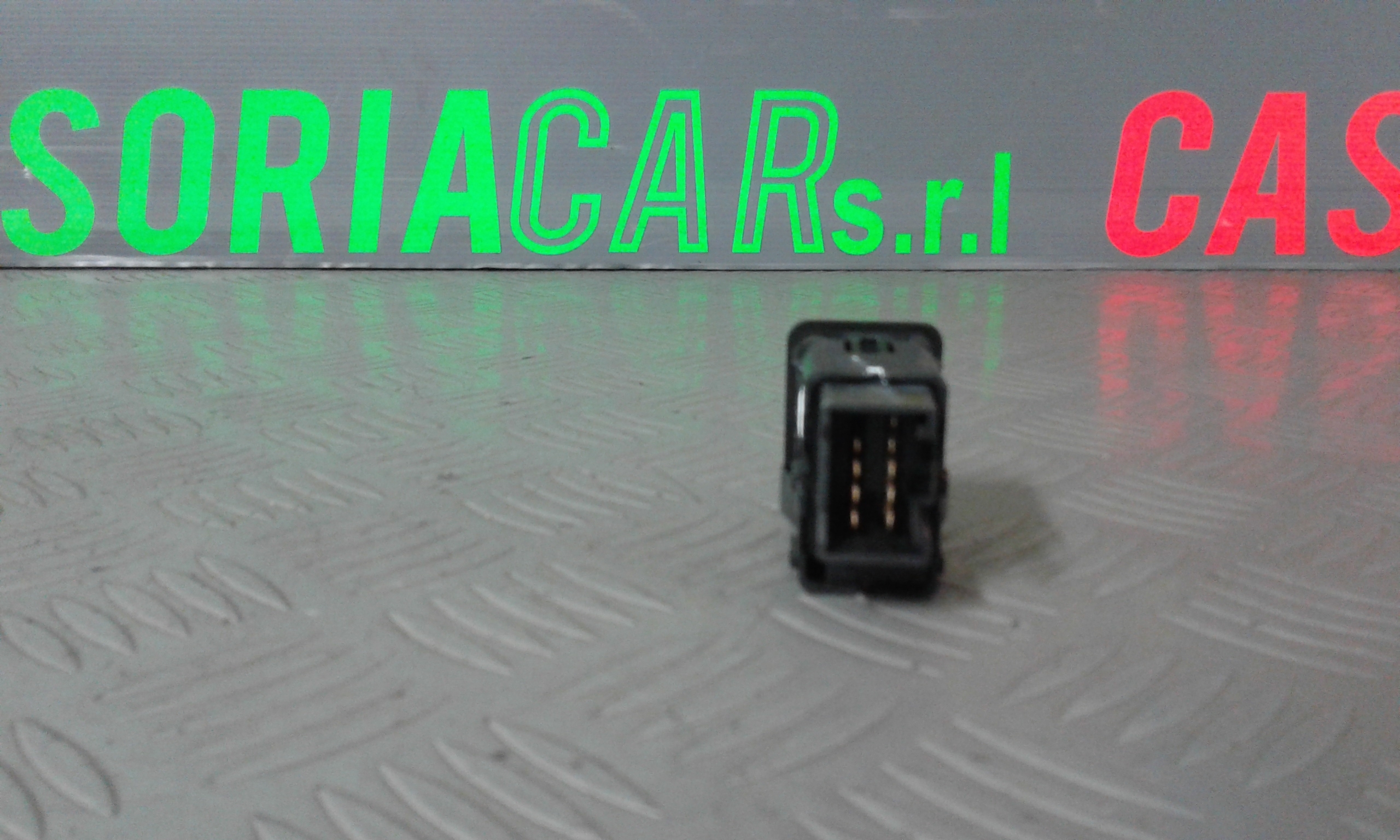 Pulsante luci di emergenza ROVER 416 GSI