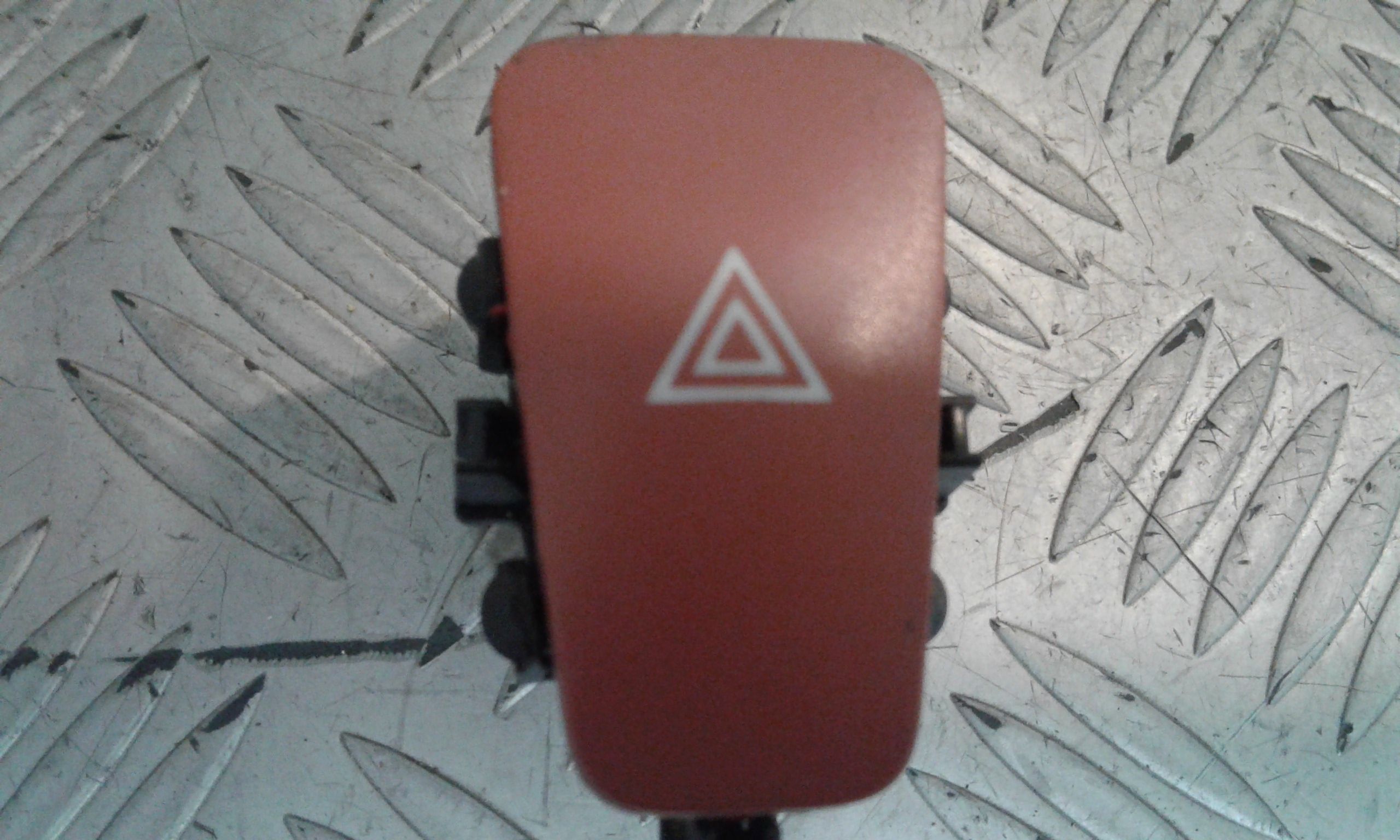 Pulsante luci di emergenza FIAT Croma 2 Serie