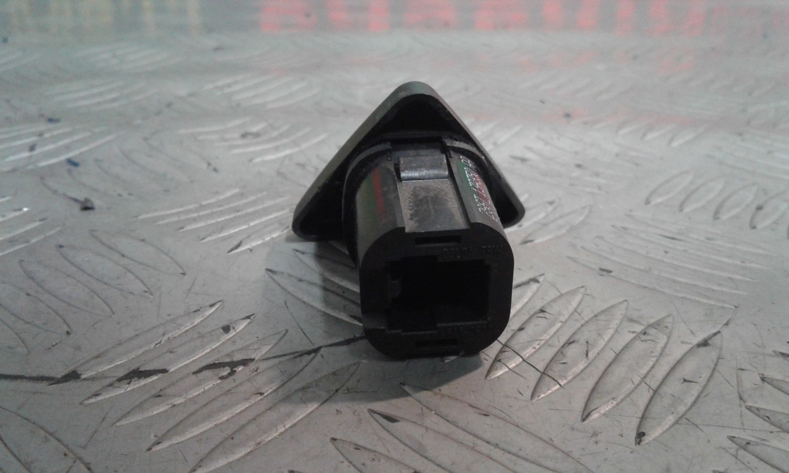 Pulsante luci di emergenza FORD Fiesta 4 Serie