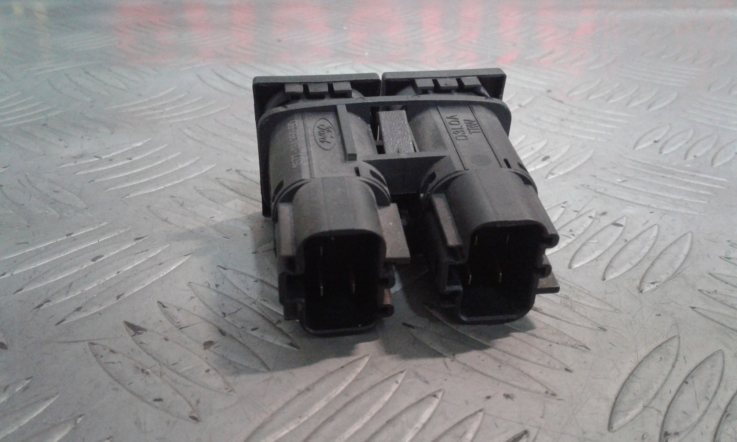 Pulsante luci di emergenza FORD Mondeo S. Wagon 3 Serie