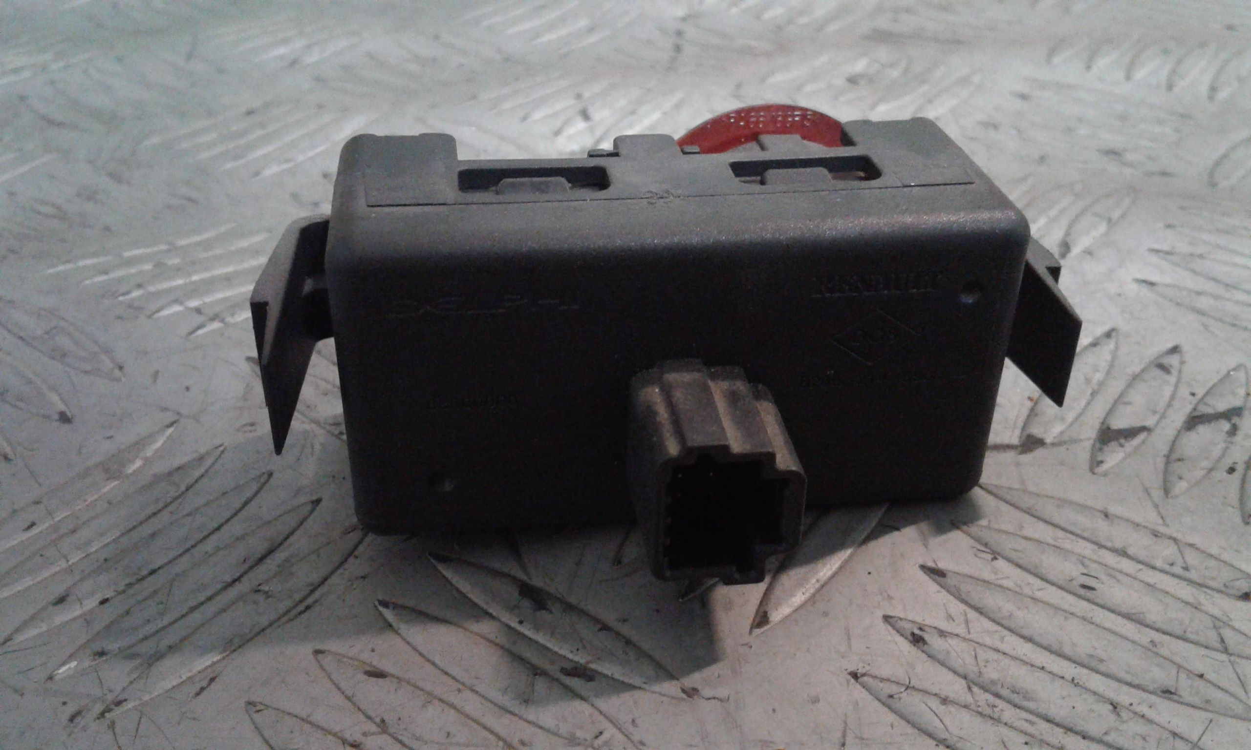 Pulsante luci di emergenza RENAULT Modus 1 Serie