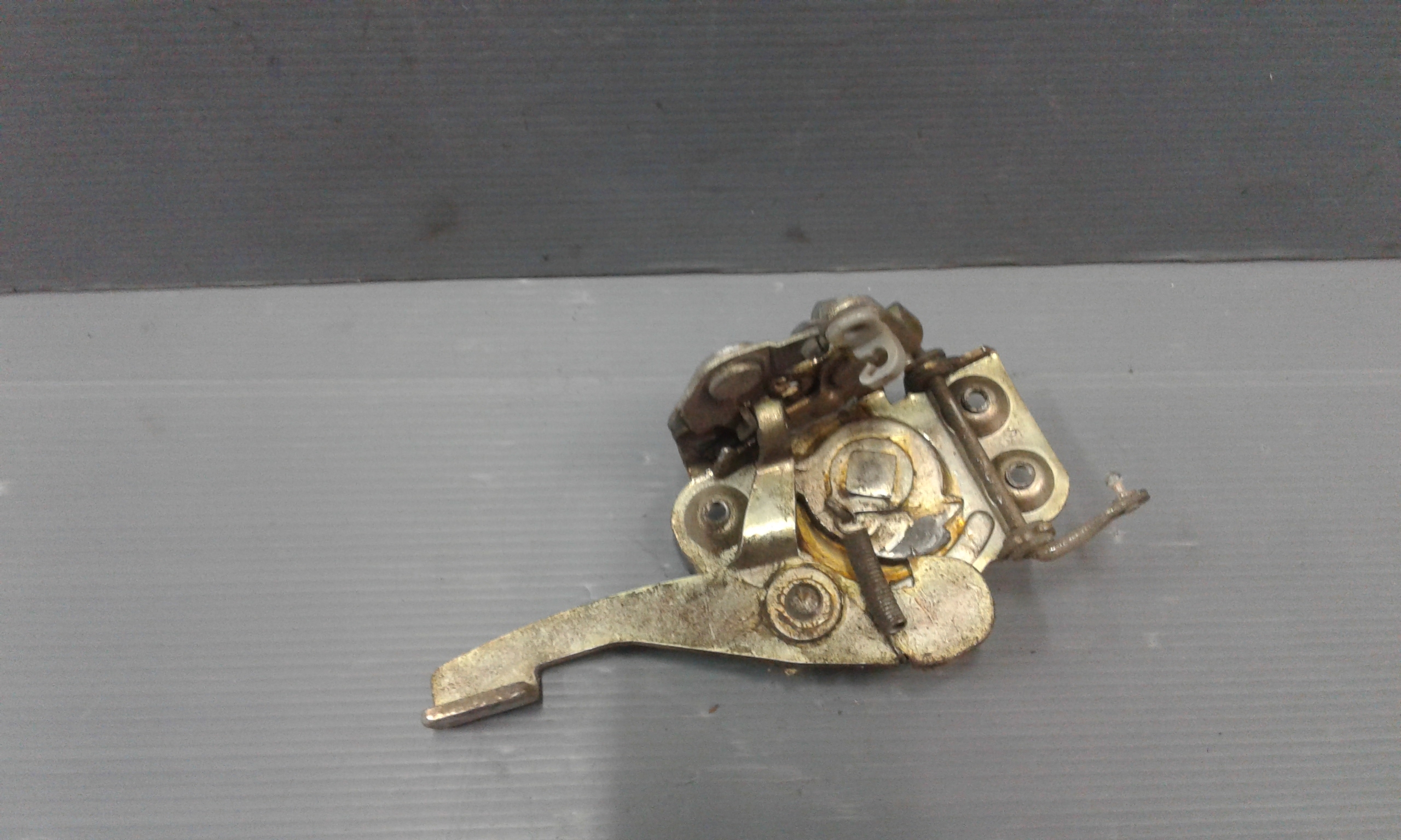 Serratura Anteriore Destra FIAT Cinquecento 1 Serie