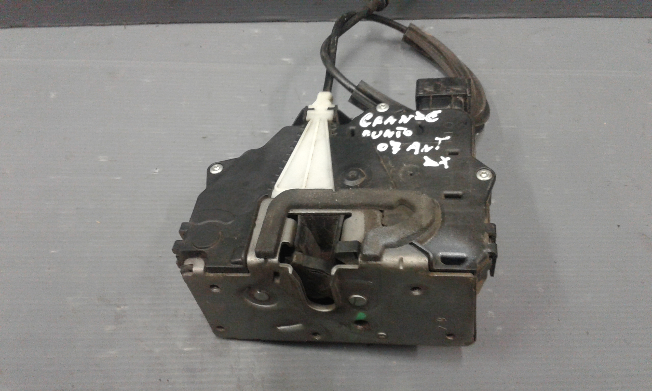 Serratura Anteriore Destra FIAT Grande Punto 1 Serie