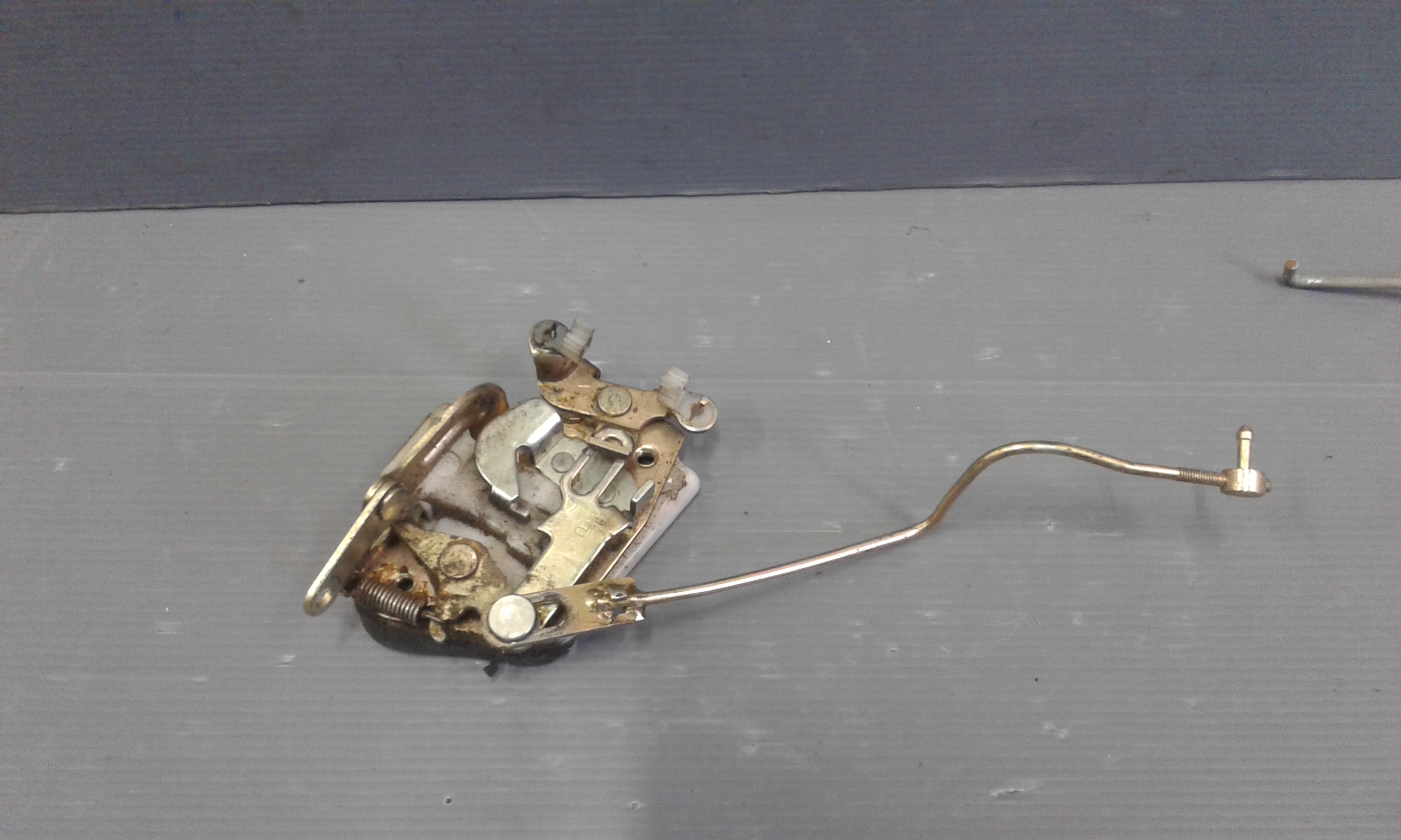 Serratura Anteriore Destra TATA Indica 1  Serie