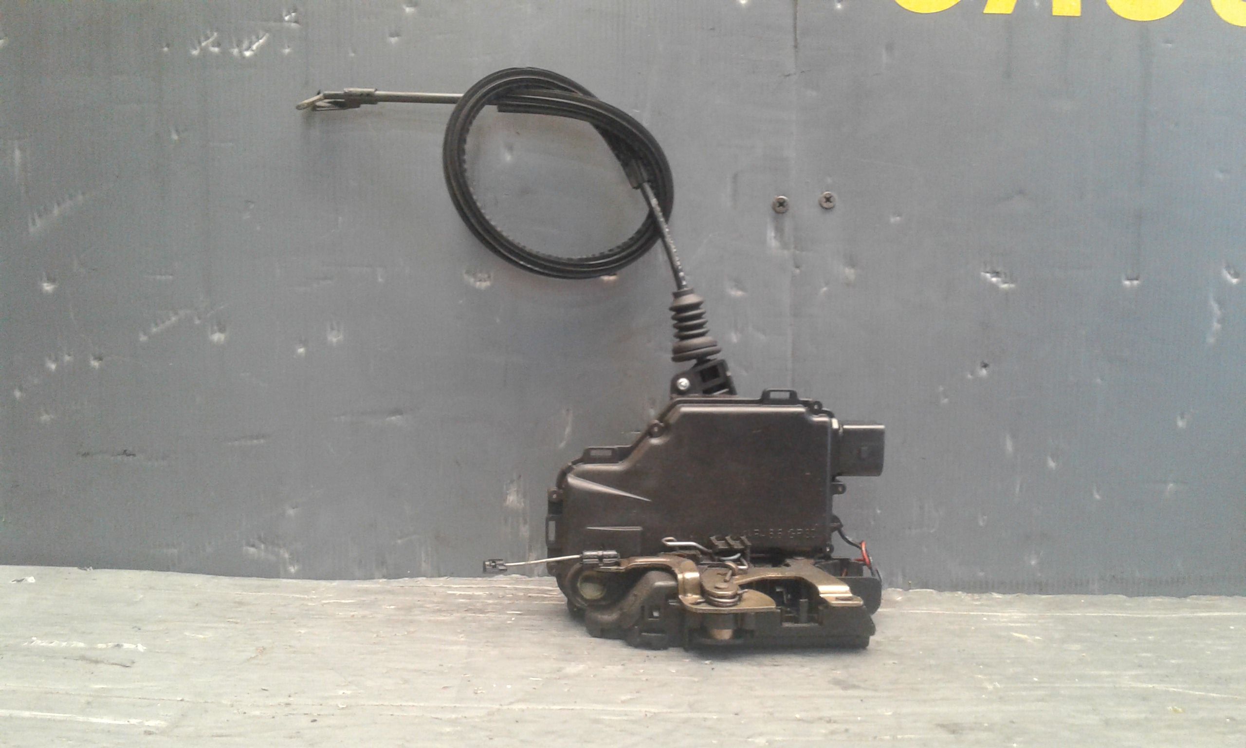 Serratura Anteriore Destra VOLKSWAGEN Golf 4 Berlina