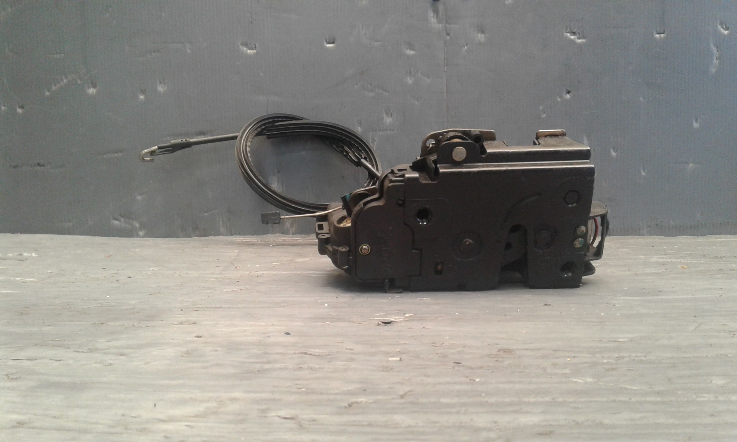 Serratura Anteriore Destra VOLKSWAGEN Golf 4 Berlina