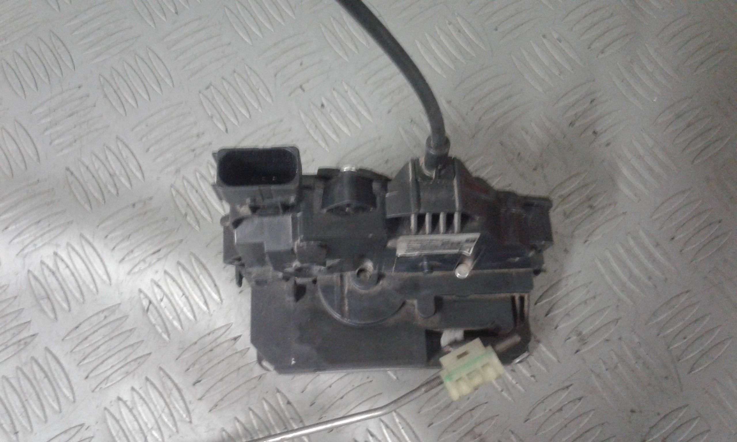 Serratura Anteriore Destra OPEL Corsa D 5P 1 Serie