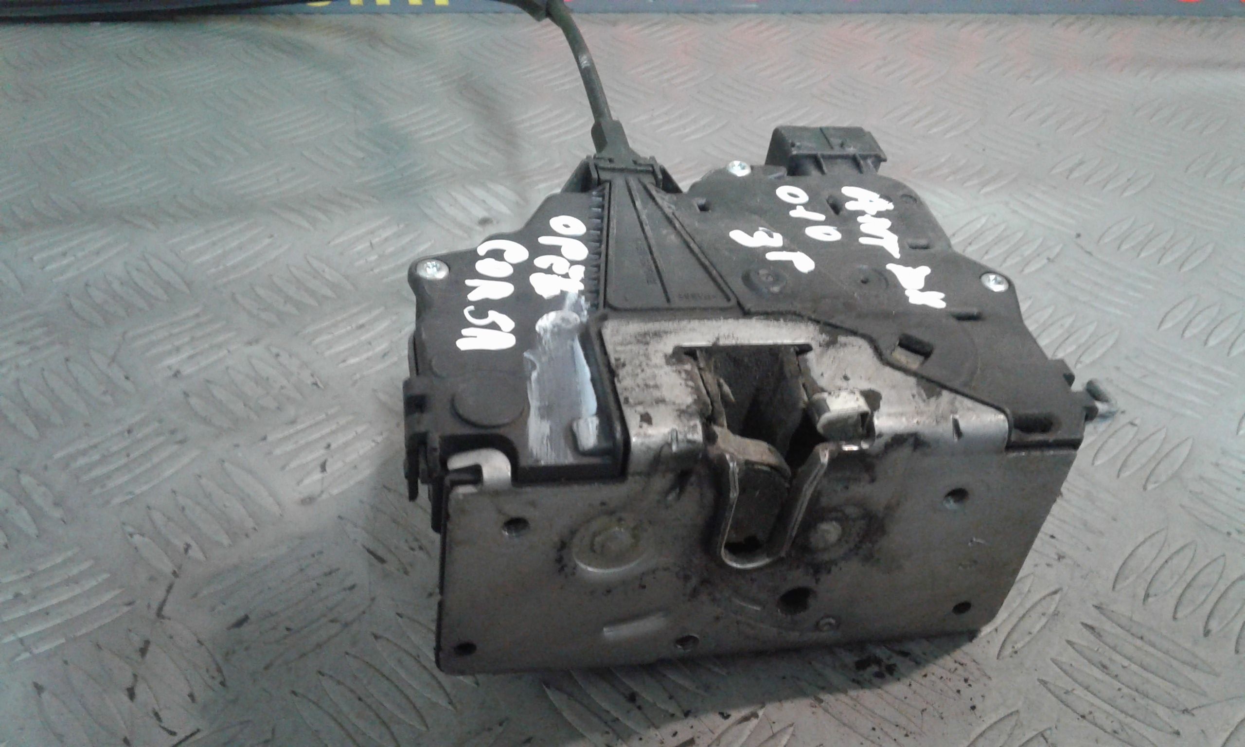 Serratura Anteriore Destra OPEL Corsa D 3P 1 Serie